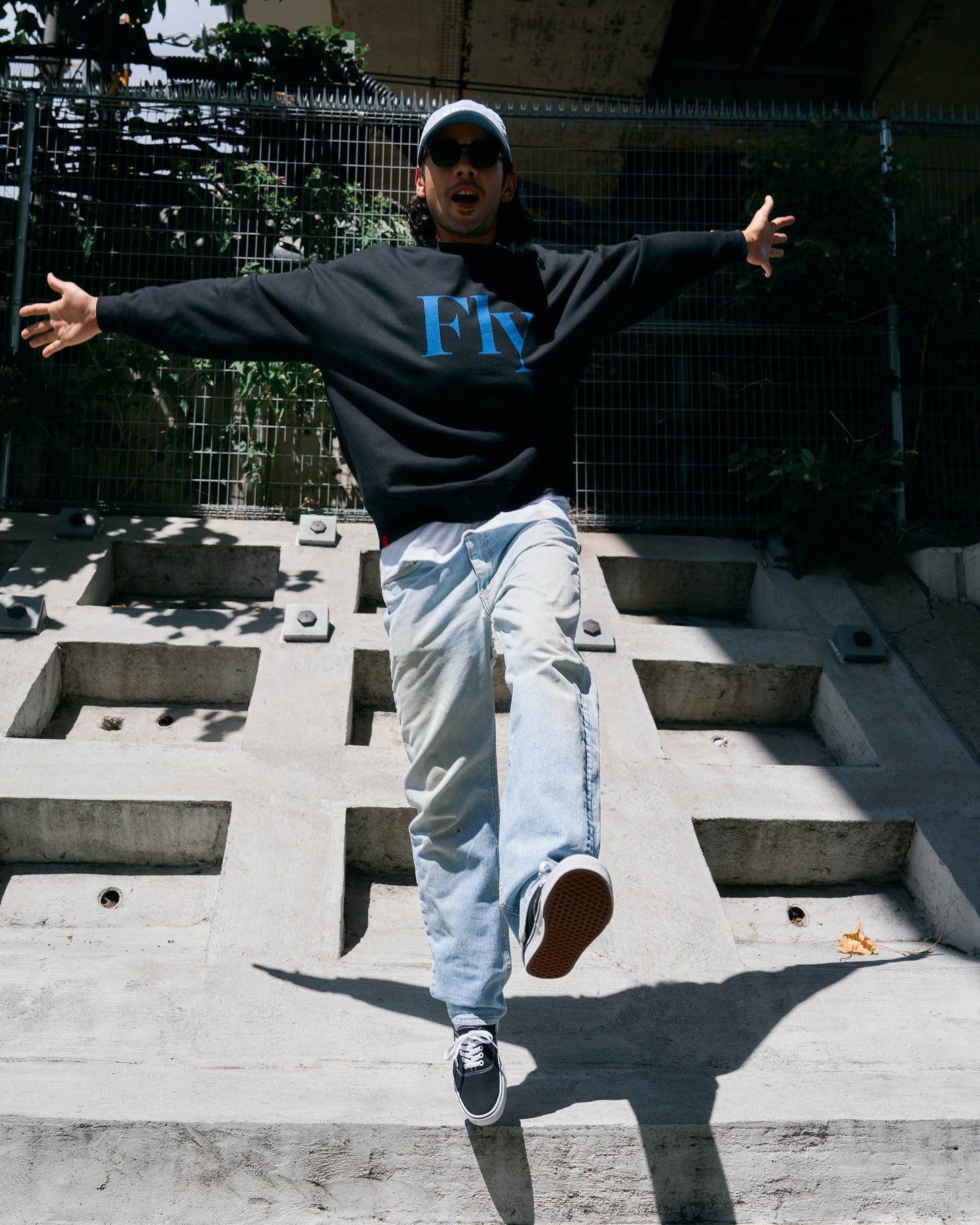 10.0oz Fly LOGO クルーネックスウェット -Fly-【予約販売3月上旬~中旬入荷】