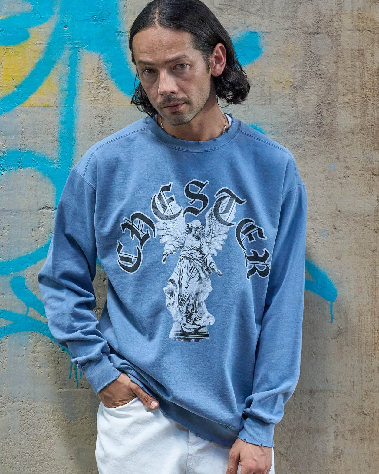ピグメント後染デザインプリント クルーネックスウェット -Ozzy-【予約販売3月上旬~中旬入荷】
