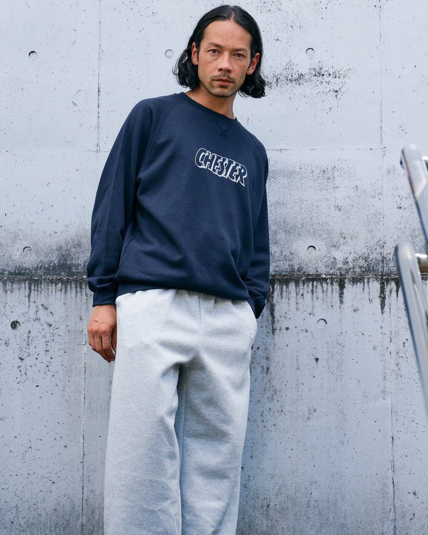 ラグランスリーブロゴスウェット -Philip-【予約販売3月上旬~中旬入荷】
