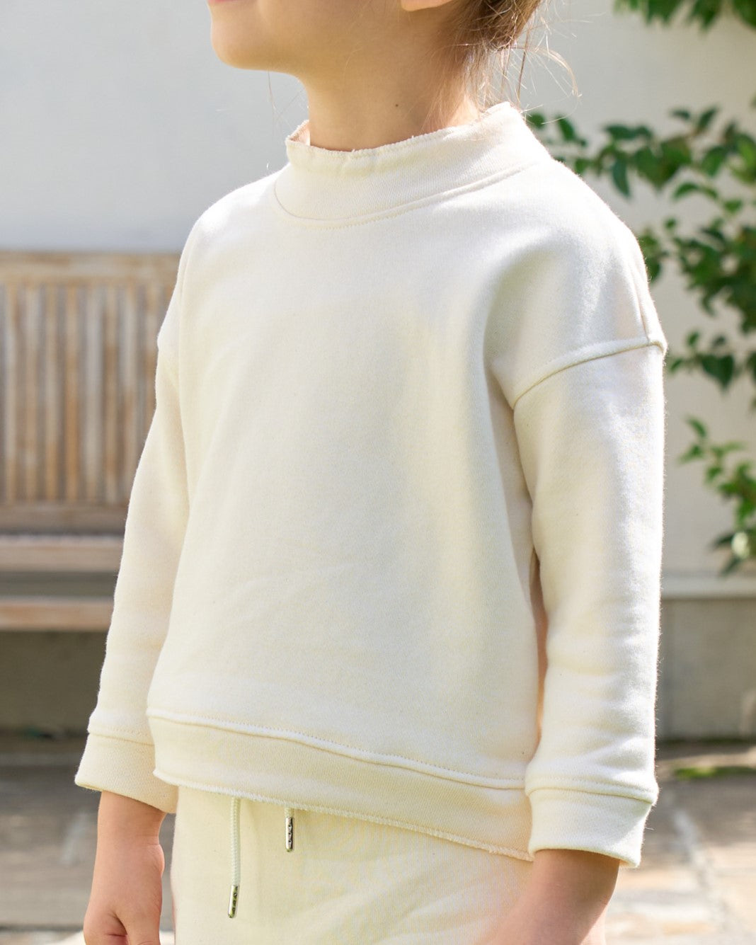 Lotta Mockneck Sweatshirt