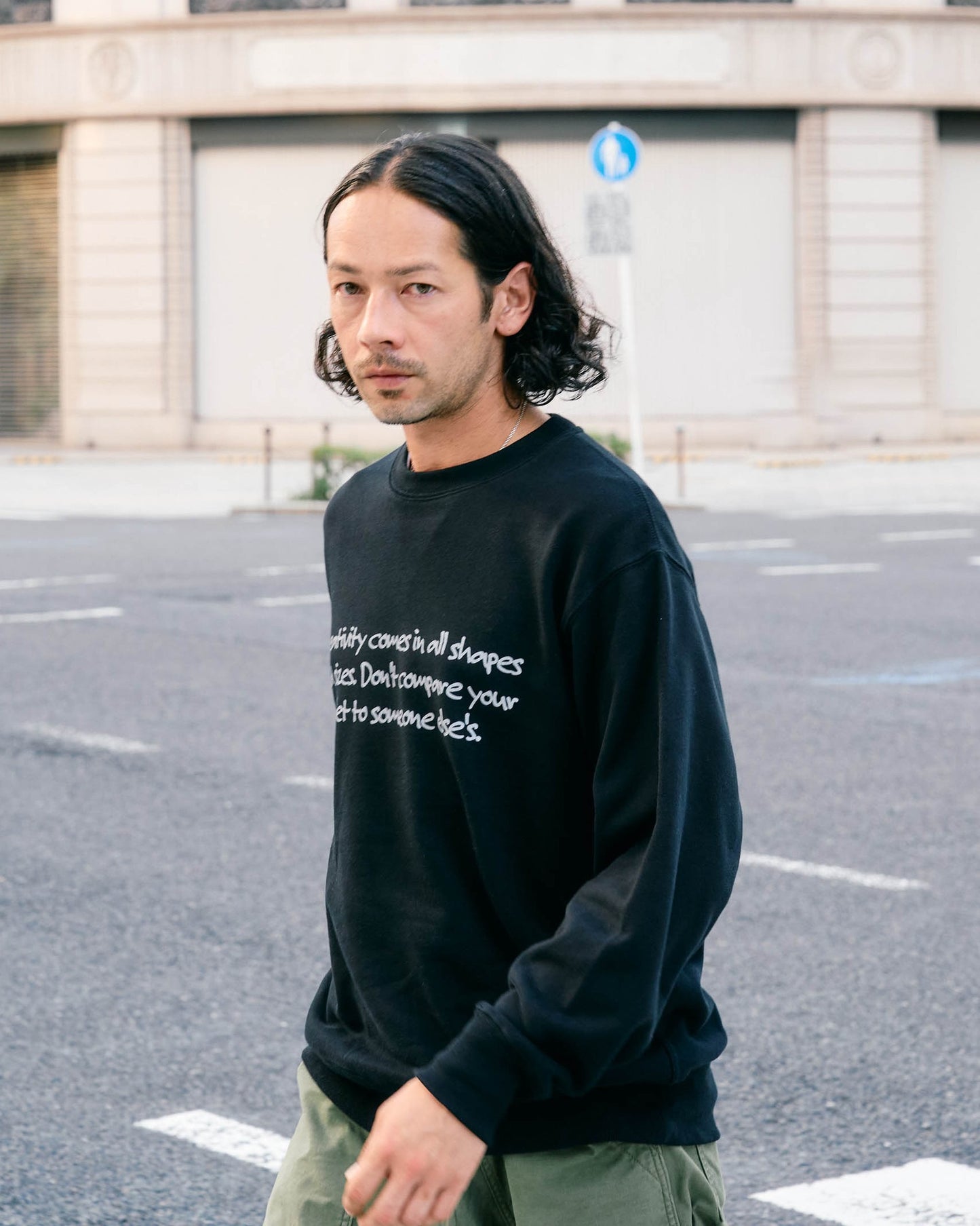 Message LOGO クルーネックスウェット-Kevin-【予約販売3月上旬~中旬入荷】