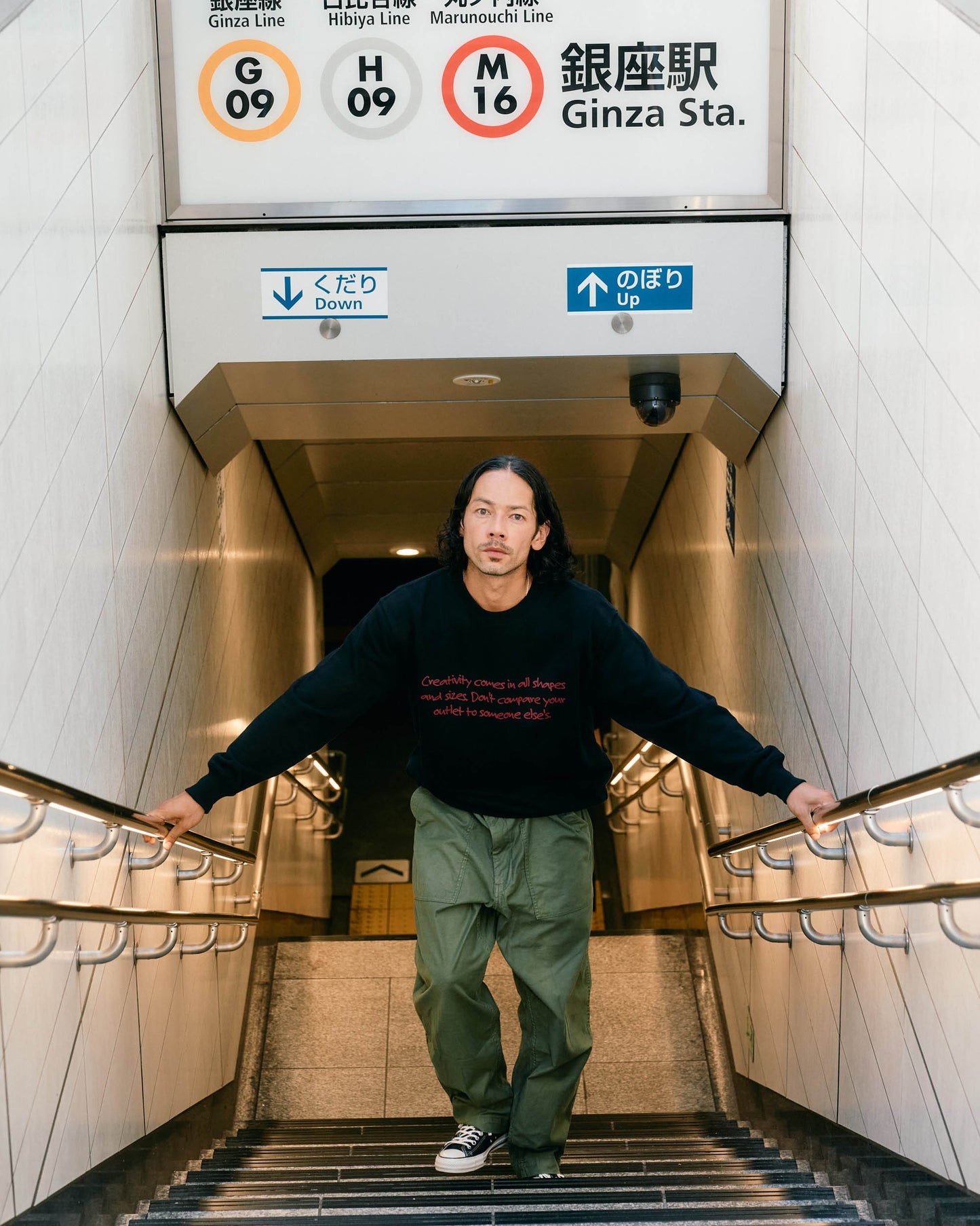 Message LOGO クルーネックスウェット-Kevin-【予約販売3月上旬~中旬入荷】