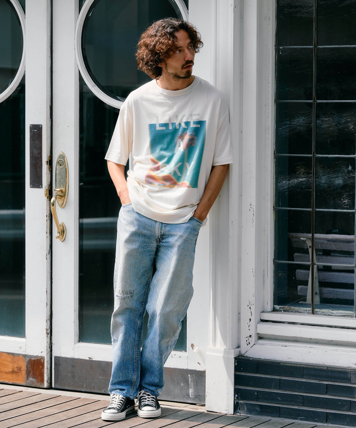 【予約販売7月初旬～中旬入荷】-Skylar-（ｽｶｲﾗｰ） "LIKE A SKY" レトロフォトプリントTシャツ