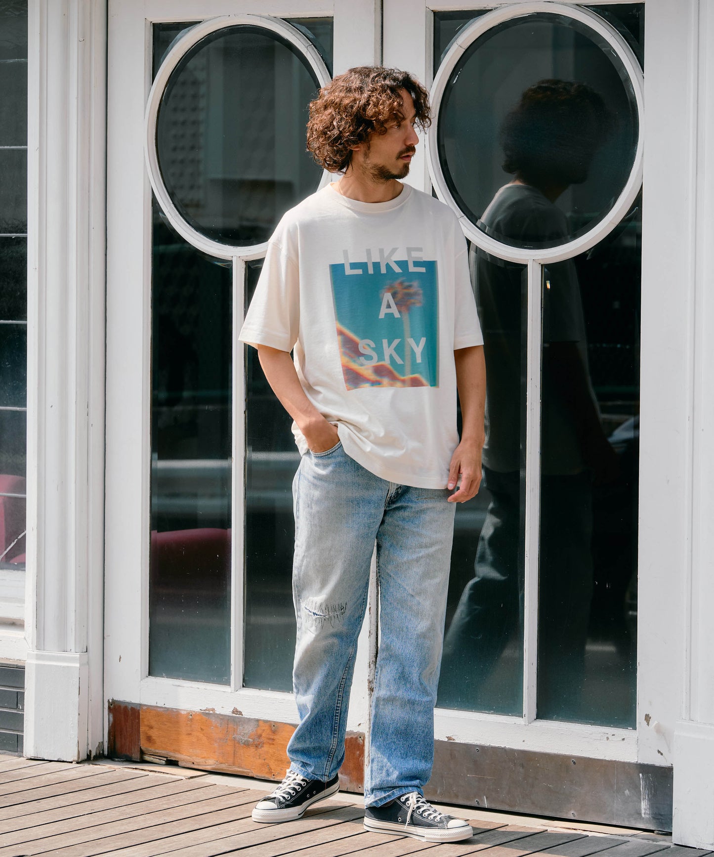 【予約販売7月初旬～中旬入荷】-Skylar-（ｽｶｲﾗｰ） "LIKE A SKY" レトロフォトプリントTシャツ