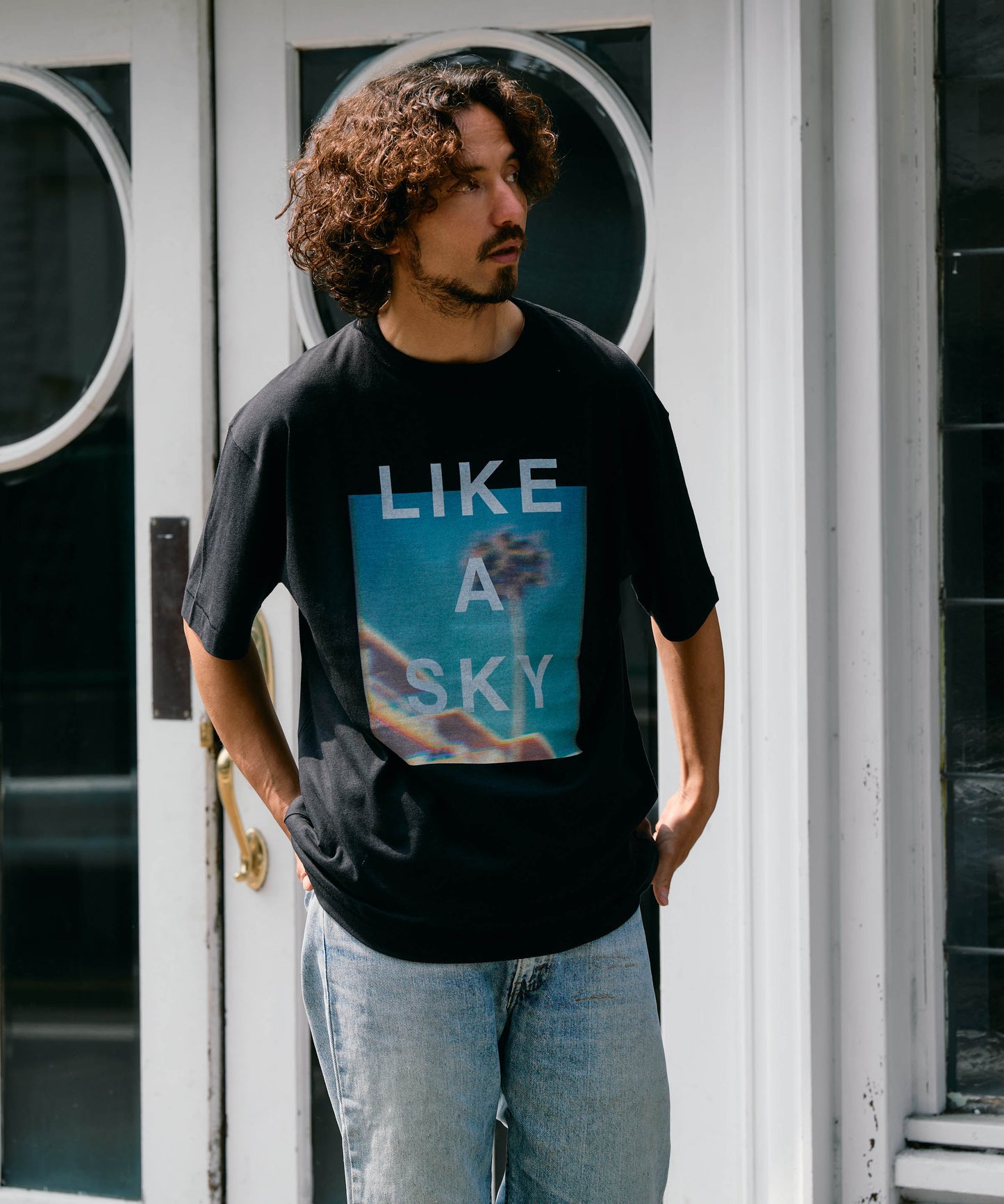 【予約販売7月初旬～中旬入荷】-Skylar-（ｽｶｲﾗｰ） "LIKE A SKY" レトロフォトプリントTシャツ