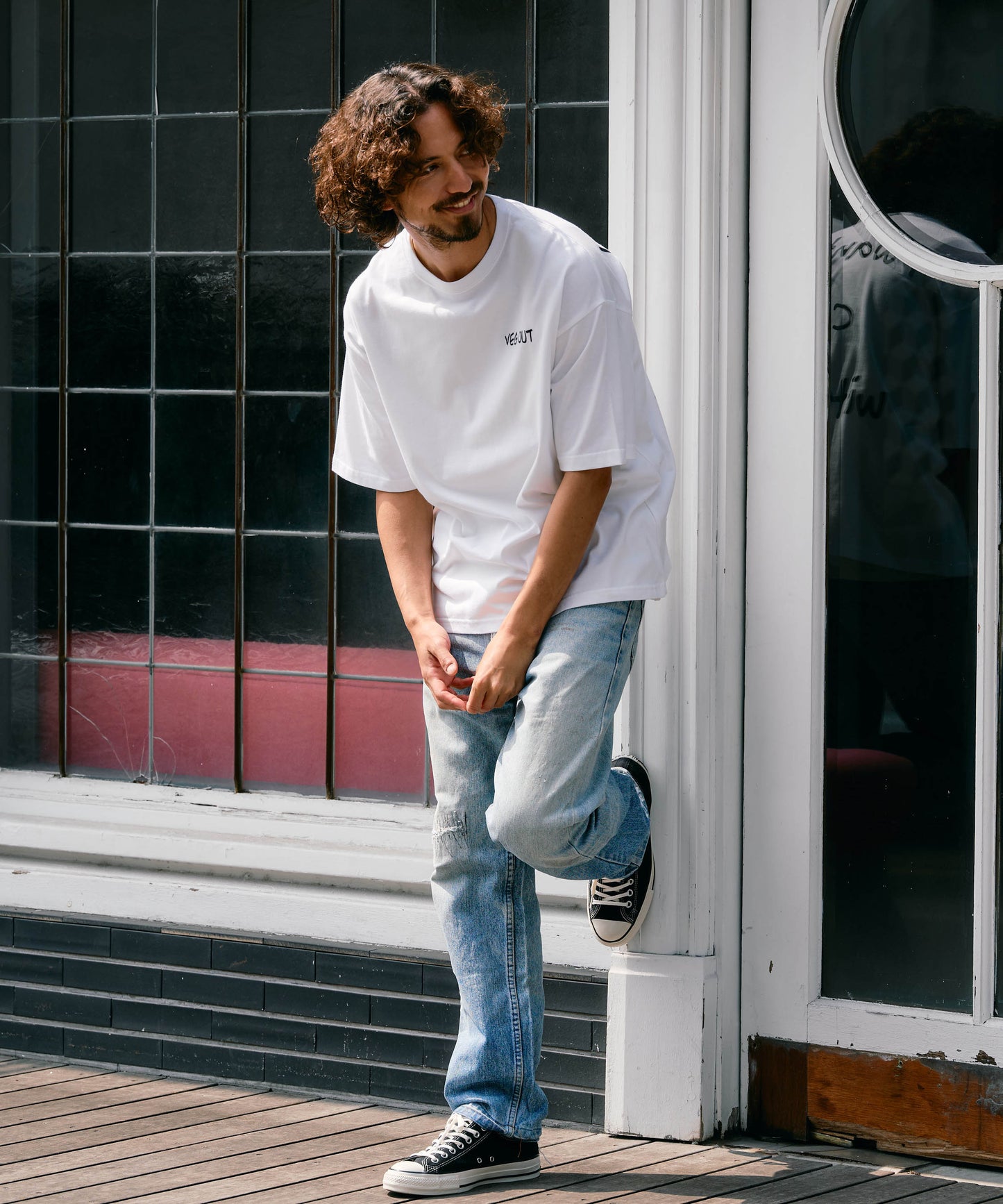 【予約販売7月初旬～中旬入荷】-Otis-(ｵｰﾃｨｽ） "VEG OUT" メッセージプリント Tシャツ
