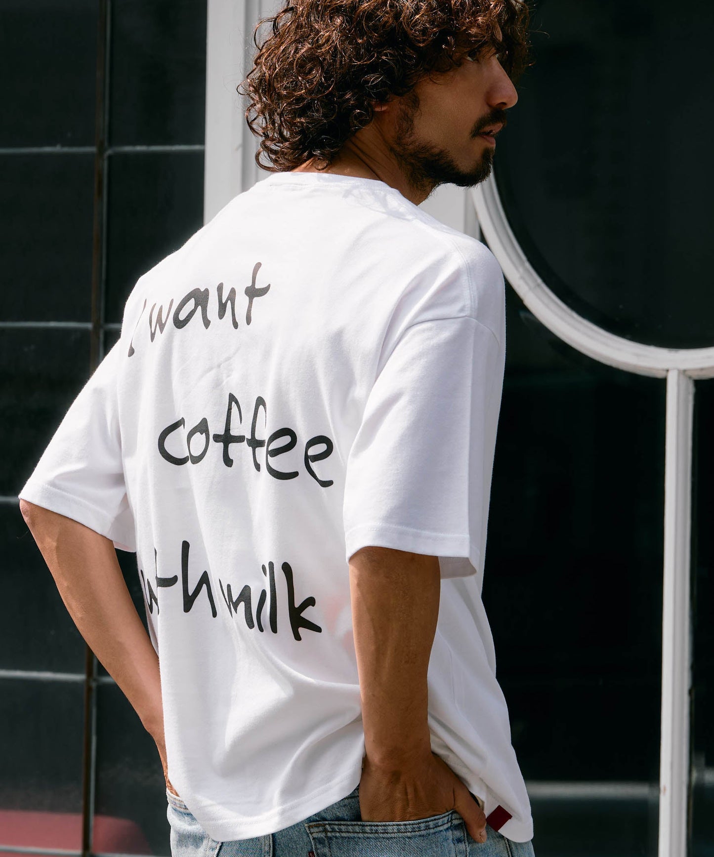 【予約販売7月初旬～中旬入荷】-Otis-(ｵｰﾃｨｽ） "VEG OUT" メッセージプリント Tシャツ
