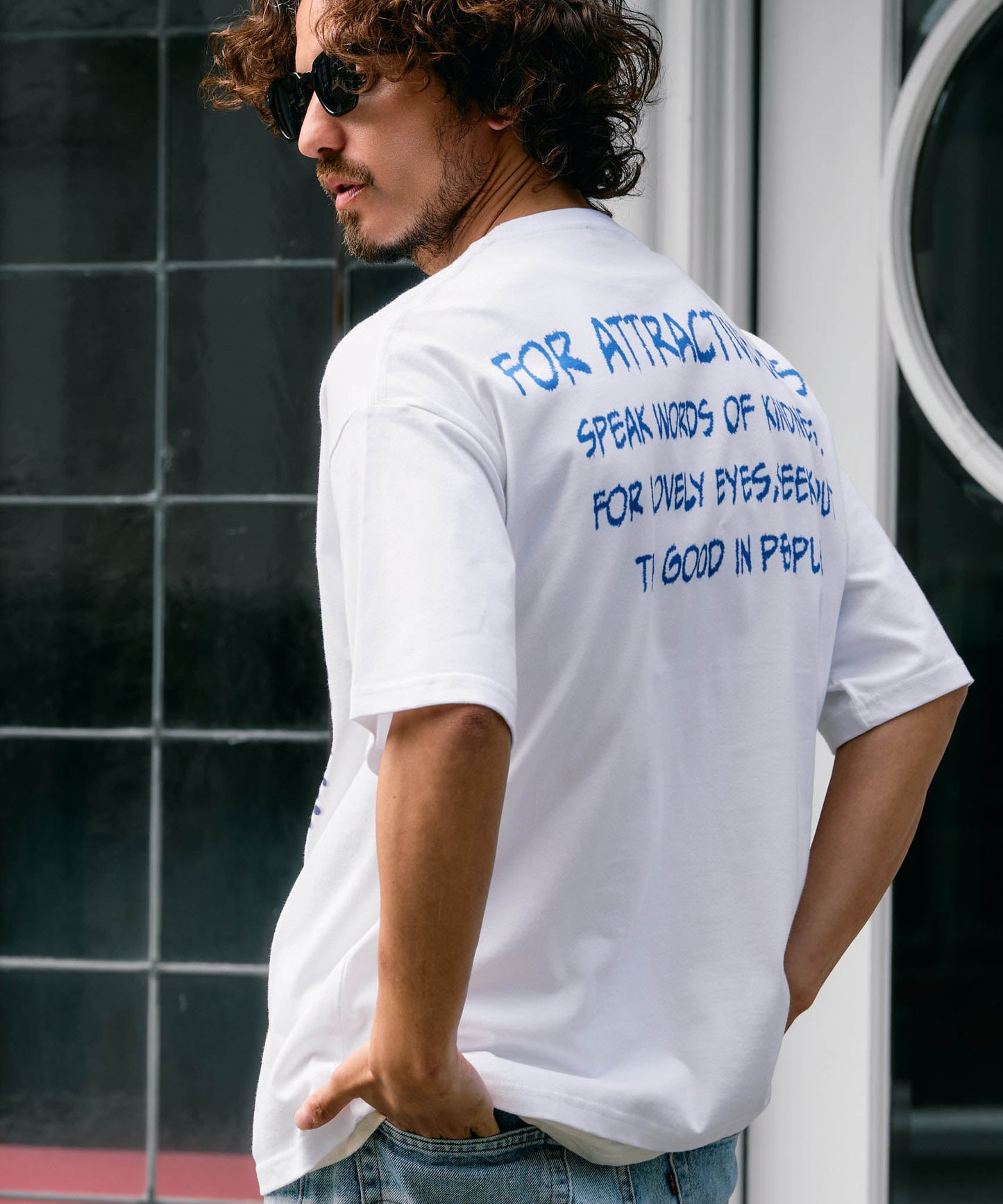 【予約販売7月初旬〜中旬入荷】-Libby-(ﾘﾋﾞｰ） ハーフトーン ポートレート＆メッセージプリント Tシャツ
