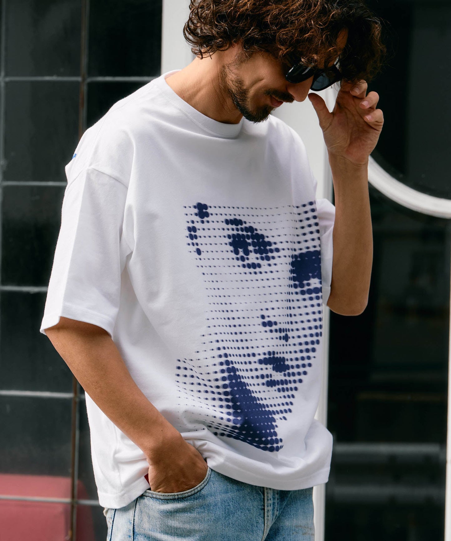 【予約販売7月初旬〜中旬入荷】-Libby-(ﾘﾋﾞｰ） ハーフトーン ポートレート＆メッセージプリント Tシャツ