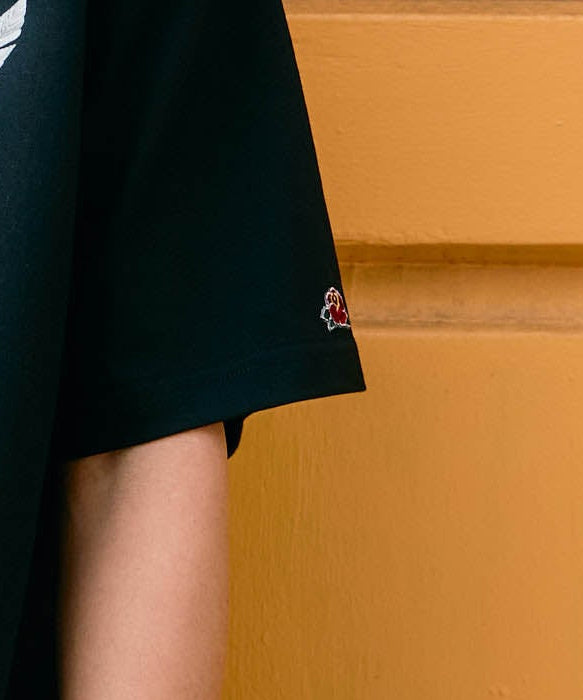 【予約販売7月初旬～中旬入荷】-Alice-(ｱﾘｽ)  アンティークウォッチ＆フェザー 裾ドローコード Tシャツ