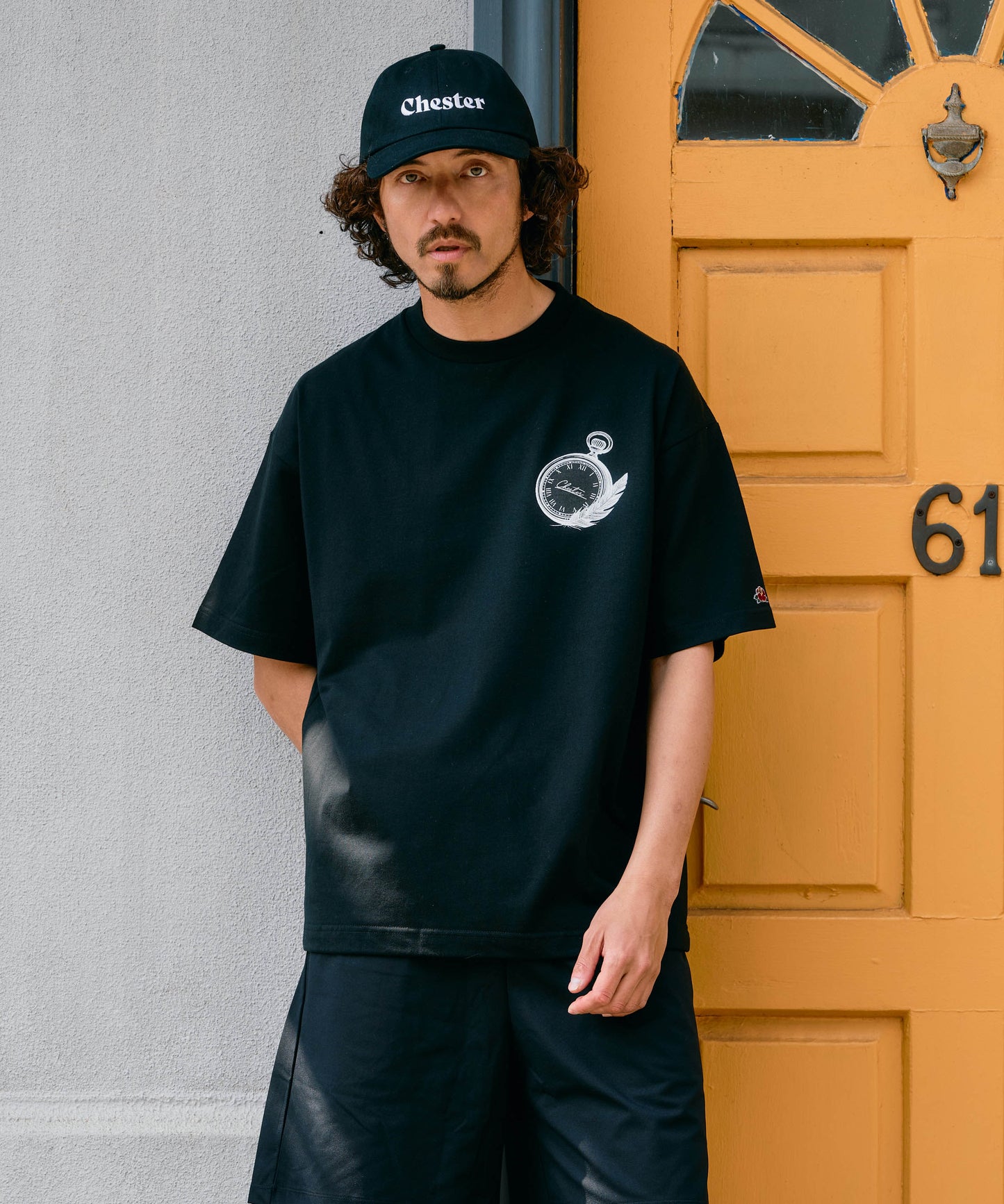 【予約販売7月初旬～中旬入荷】-Alice-(ｱﾘｽ)  アンティークウォッチ＆フェザー 裾ドローコード Tシャツ