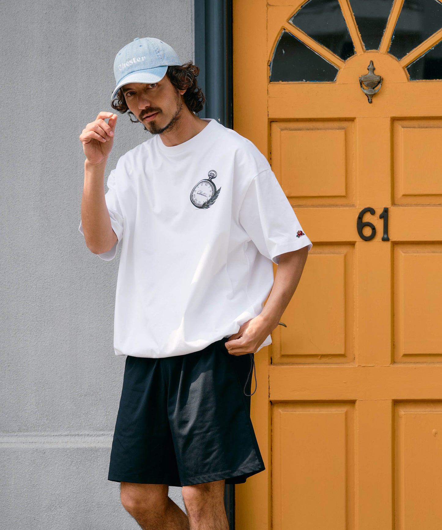【予約販売7月初旬～中旬入荷】-Alice-(ｱﾘｽ)  アンティークウォッチ＆フェザー 裾ドローコード Tシャツ