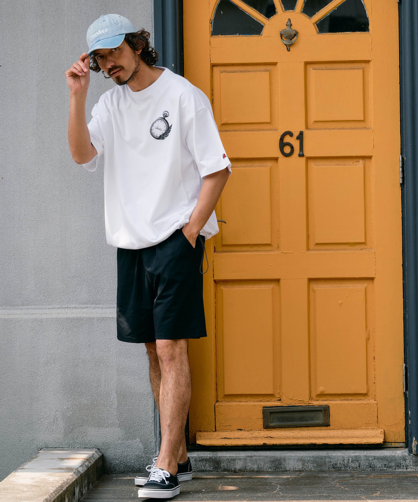 【予約販売7月初旬～中旬入荷】-Alice-(ｱﾘｽ)  アンティークウォッチ＆フェザー 裾ドローコード Tシャツ