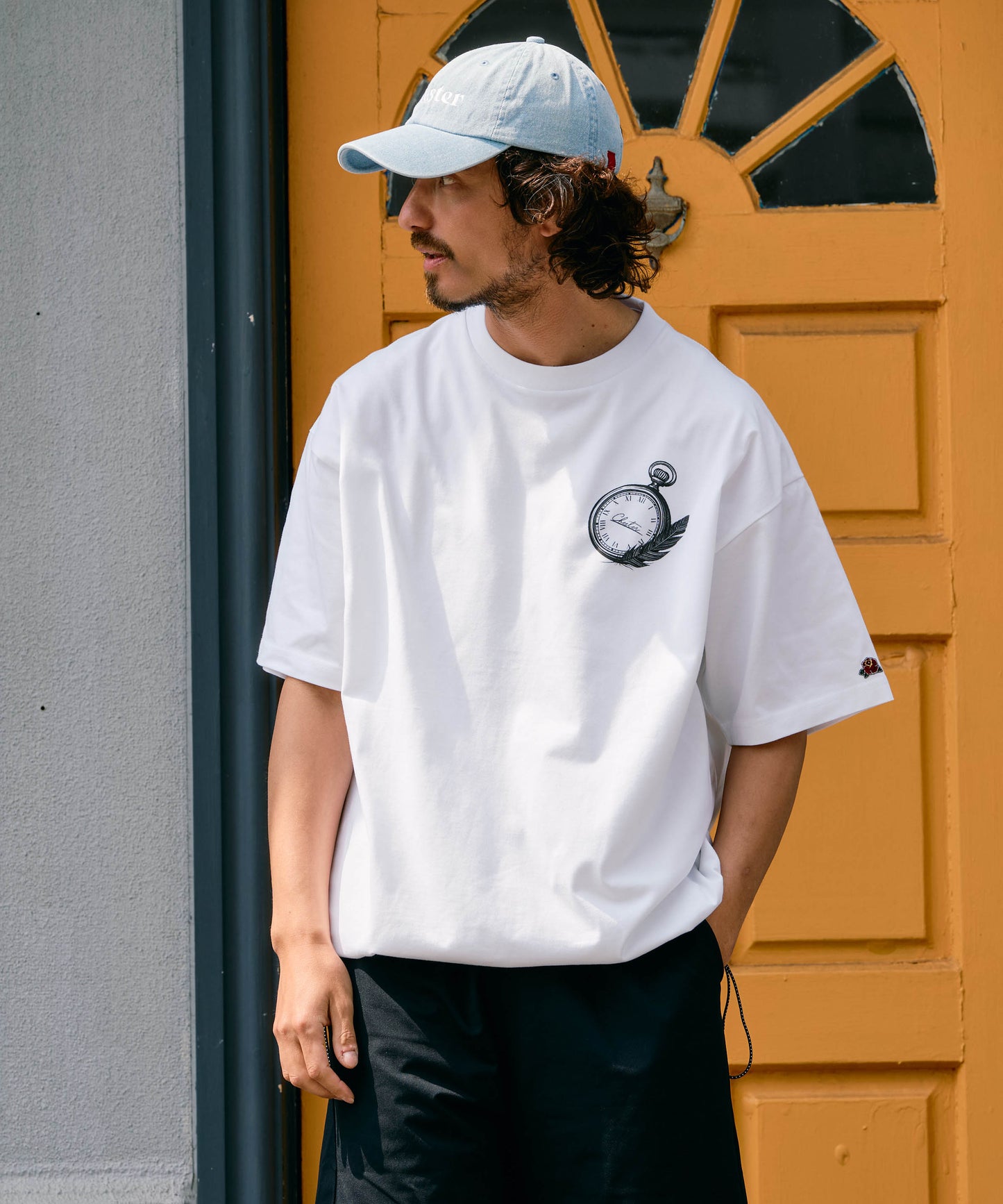 【予約販売7月初旬～中旬入荷】-Alice-(ｱﾘｽ)  アンティークウォッチ＆フェザー 裾ドローコード Tシャツ