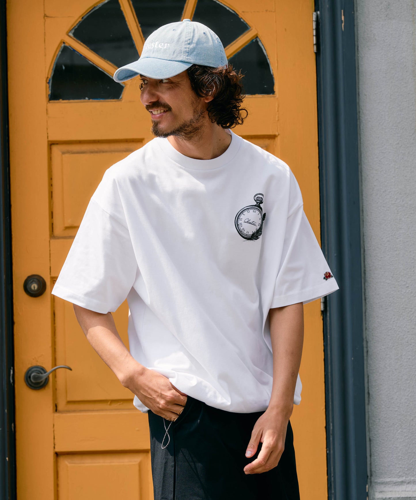 【予約販売7月初旬～中旬入荷】-Alice-(ｱﾘｽ)  アンティークウォッチ＆フェザー 裾ドローコード Tシャツ