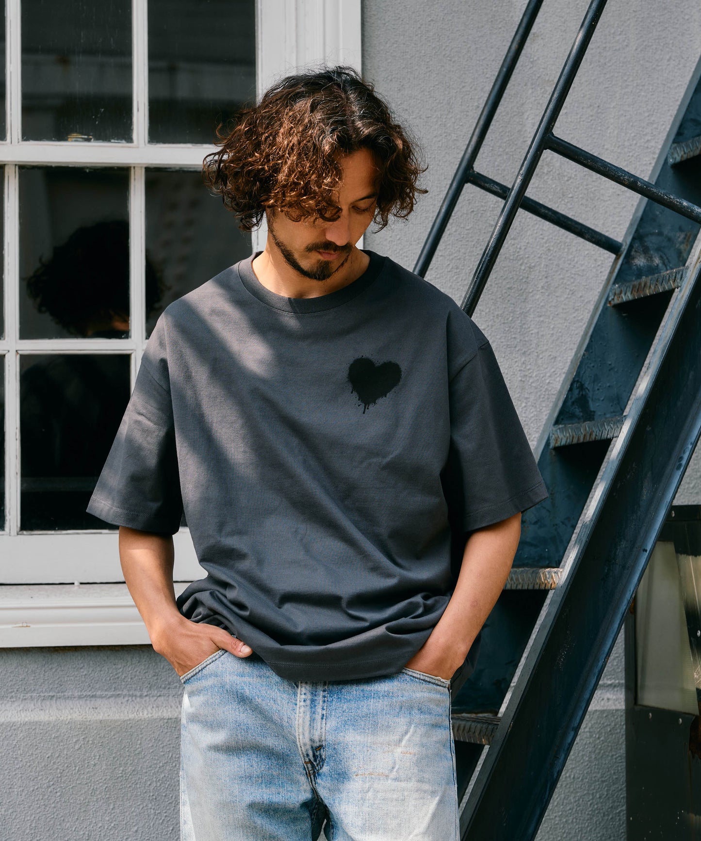【予約販売7月初旬〜中旬入荷】 -Elio-（ｴﾘｵ）グランジハート バックプリント Tシャツ