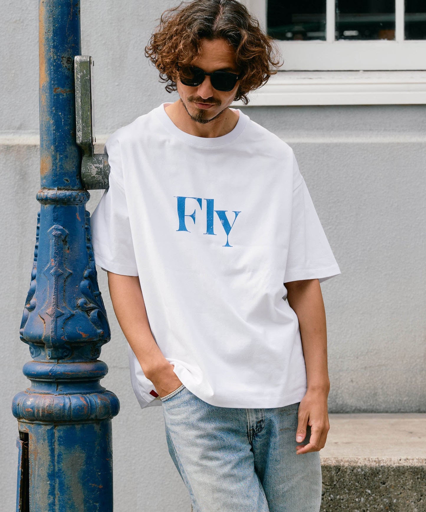 【予約販売7月初旬～中旬入荷】-Arlo Fly-（ｱｰﾛ･ﾌﾗｲ） "Fly & I Can" メッセージロゴ プリントTシャツ