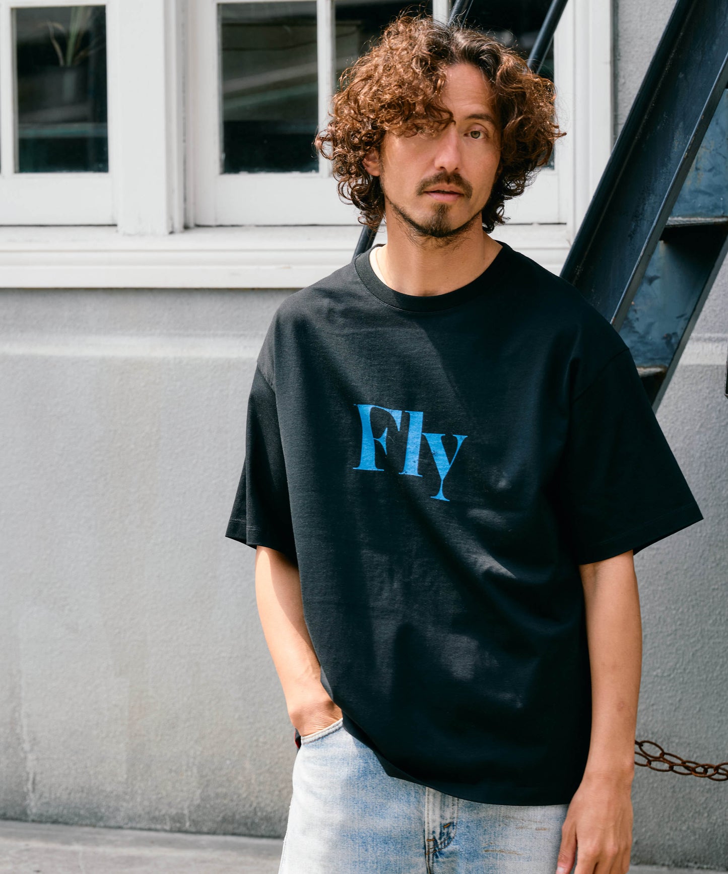 【予約販売7月初旬～中旬入荷】-Arlo Fly-（ｱｰﾛ･ﾌﾗｲ） "Fly & I Can" メッセージロゴ プリントTシャツ