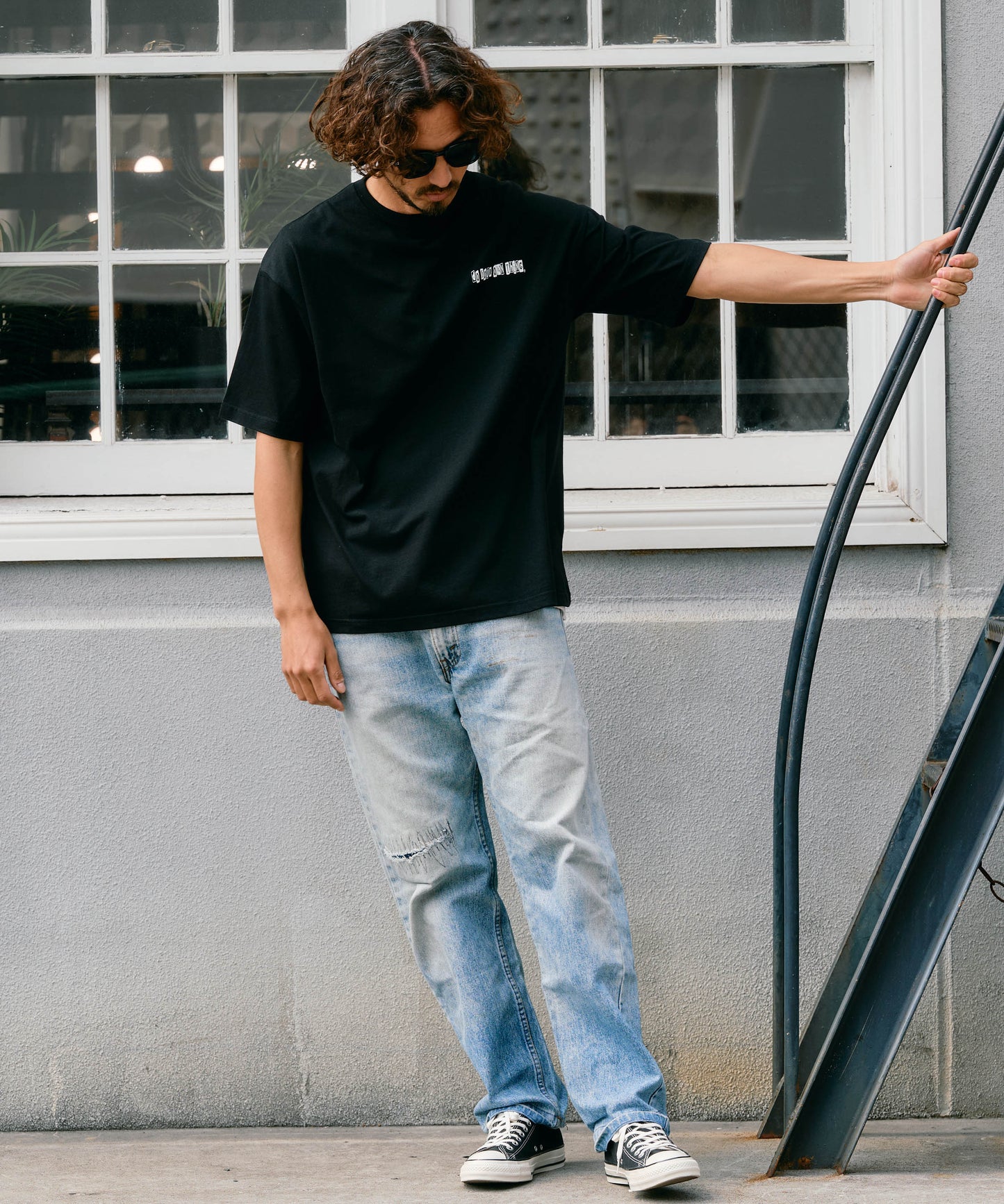 【予約販売7月中旬～下旬入荷】-Alex-(ｱﾚｯｸｽ) "do your own thing" ディストーションチェッカー バックプリントTシャツ