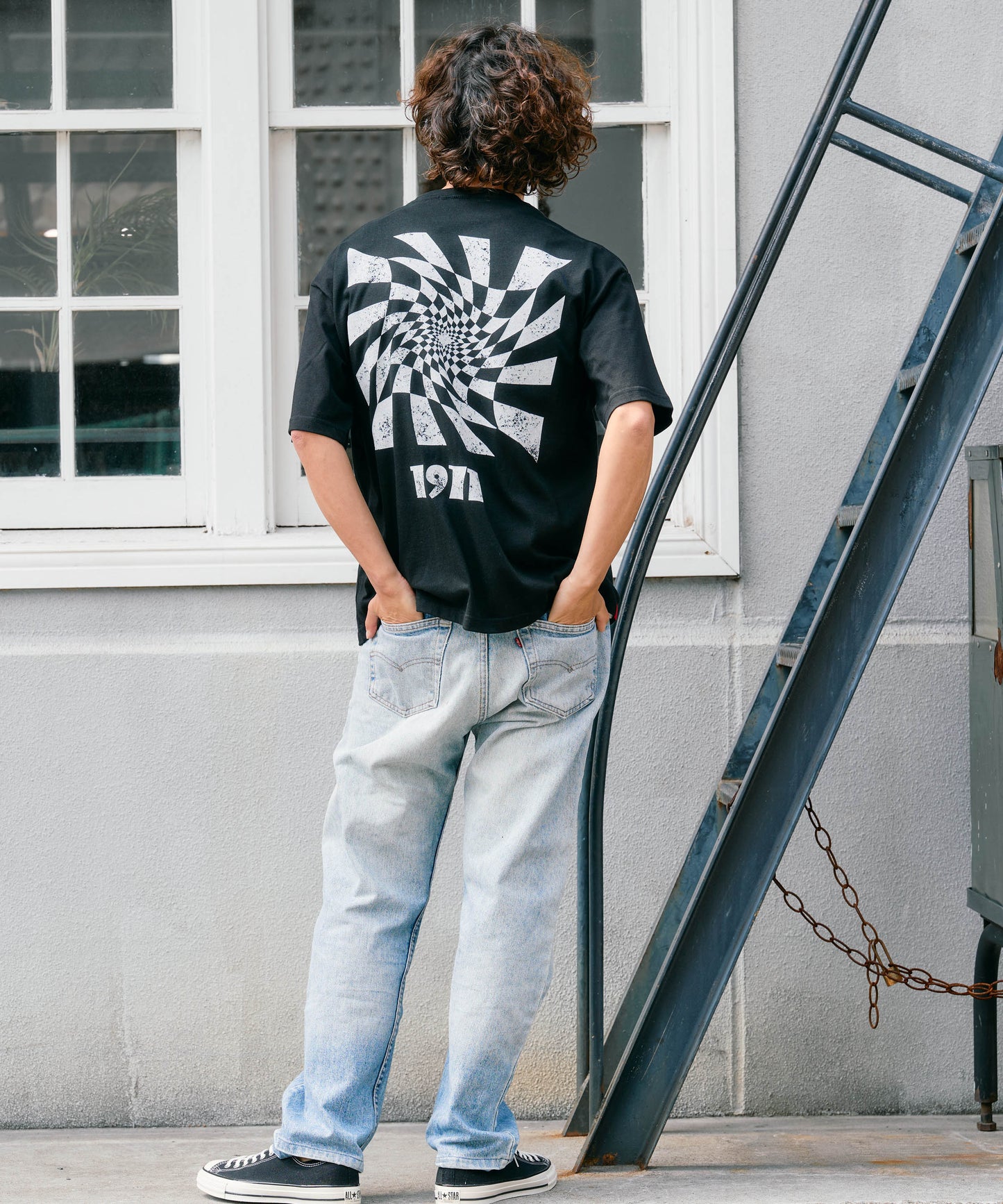 【予約販売7月中旬～下旬入荷】-Alex-(ｱﾚｯｸｽ) "do your own thing" ディストーションチェッカー バックプリントTシャツ