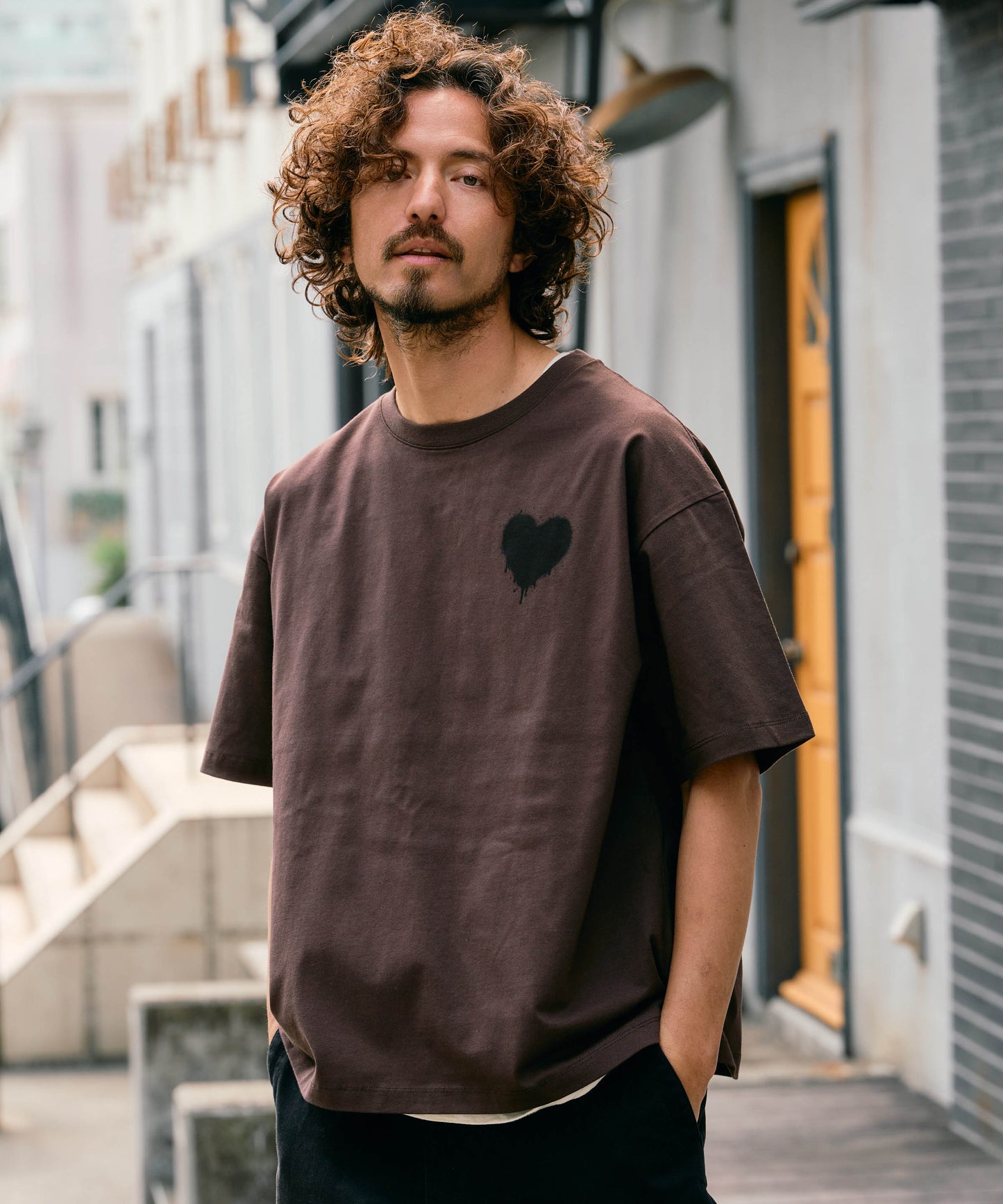 【予約販売7月初旬〜中旬入荷】 -Elio-（ｴﾘｵ）グランジハート バックプリント Tシャツ