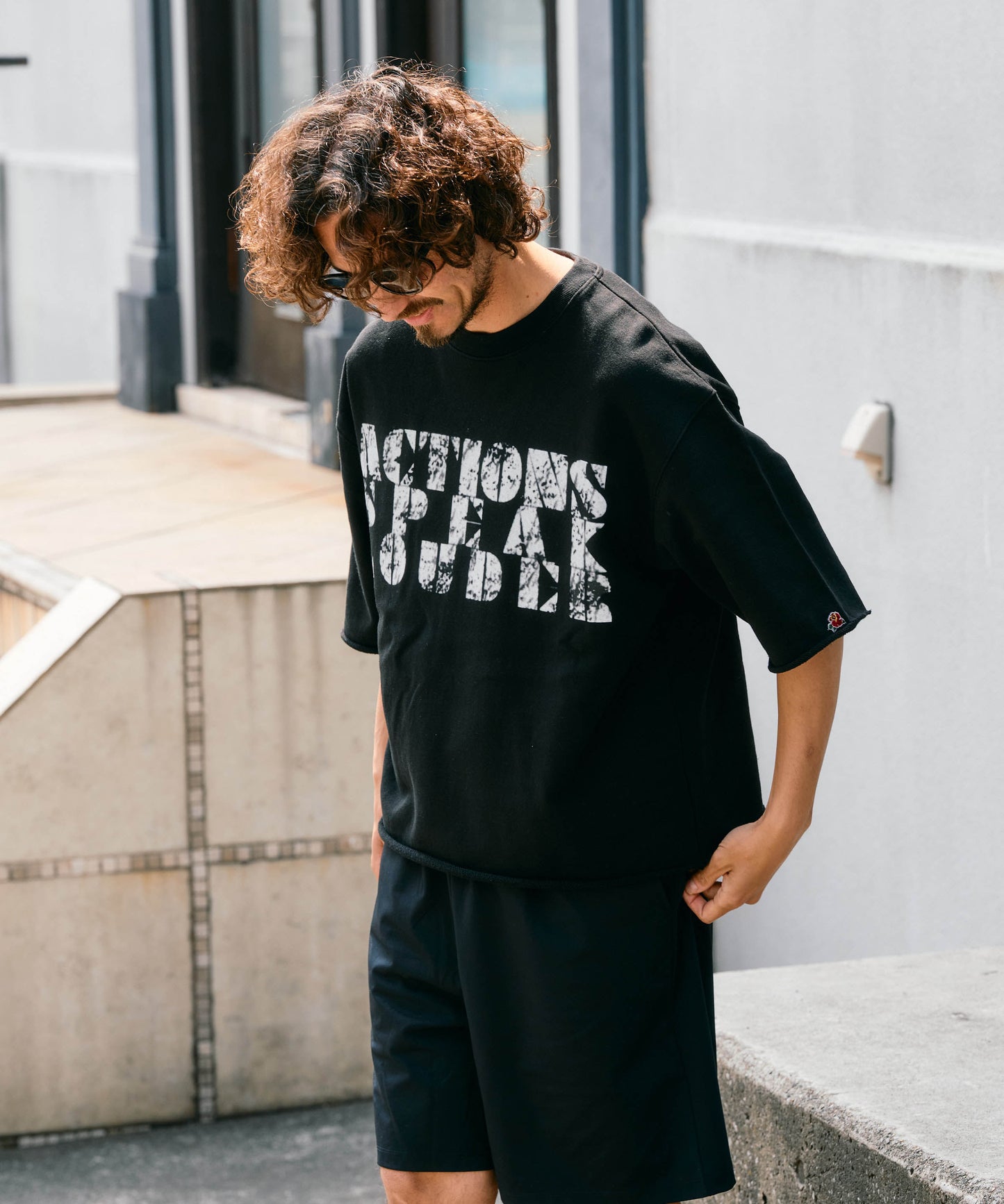 【予約販売7月中旬～下旬入荷】-Jesse-(ｼﾞｪｼｰ)  "ACTIONS SPEAK LOUDER" カットオフ ハーフスリーブスウェット