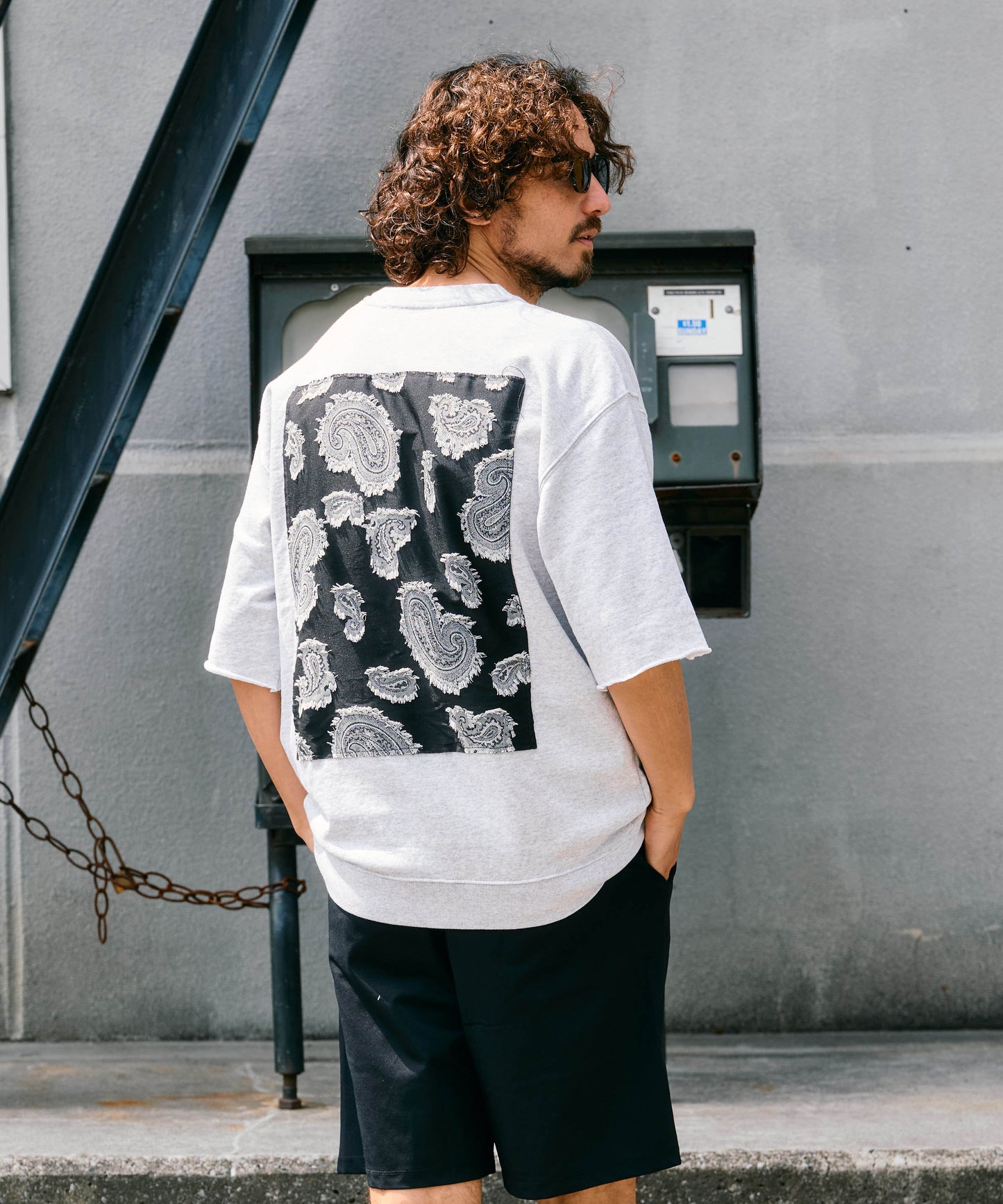 【予約販売7月中旬～下旬入荷】-Travis-(ﾄﾗｳﾞｨｽ)  バンダナパッチワーク ハーフスリーブスウェット