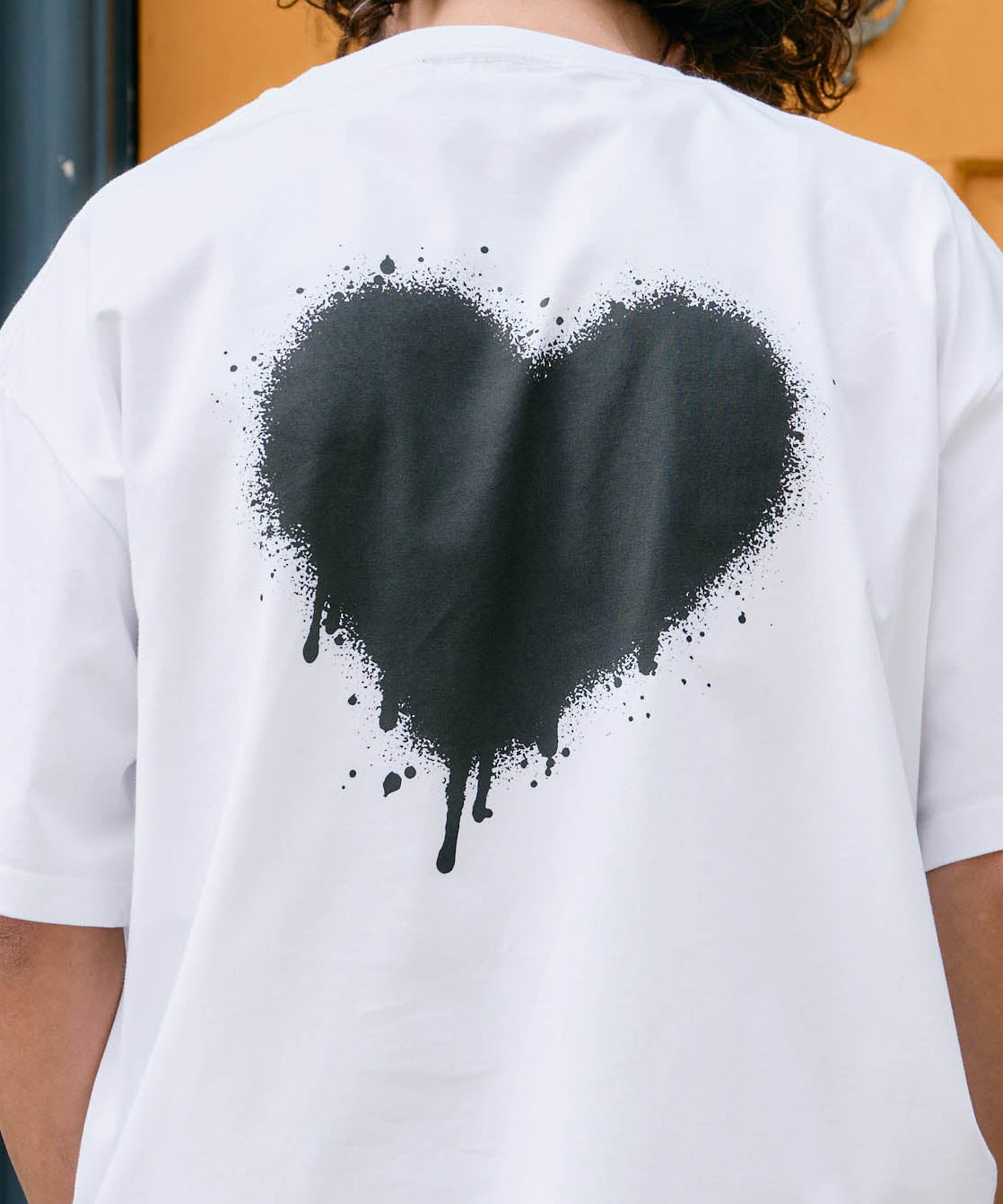 【予約販売7月初旬〜中旬入荷】 -Elio-（ｴﾘｵ）グランジハート バックプリント Tシャツ
