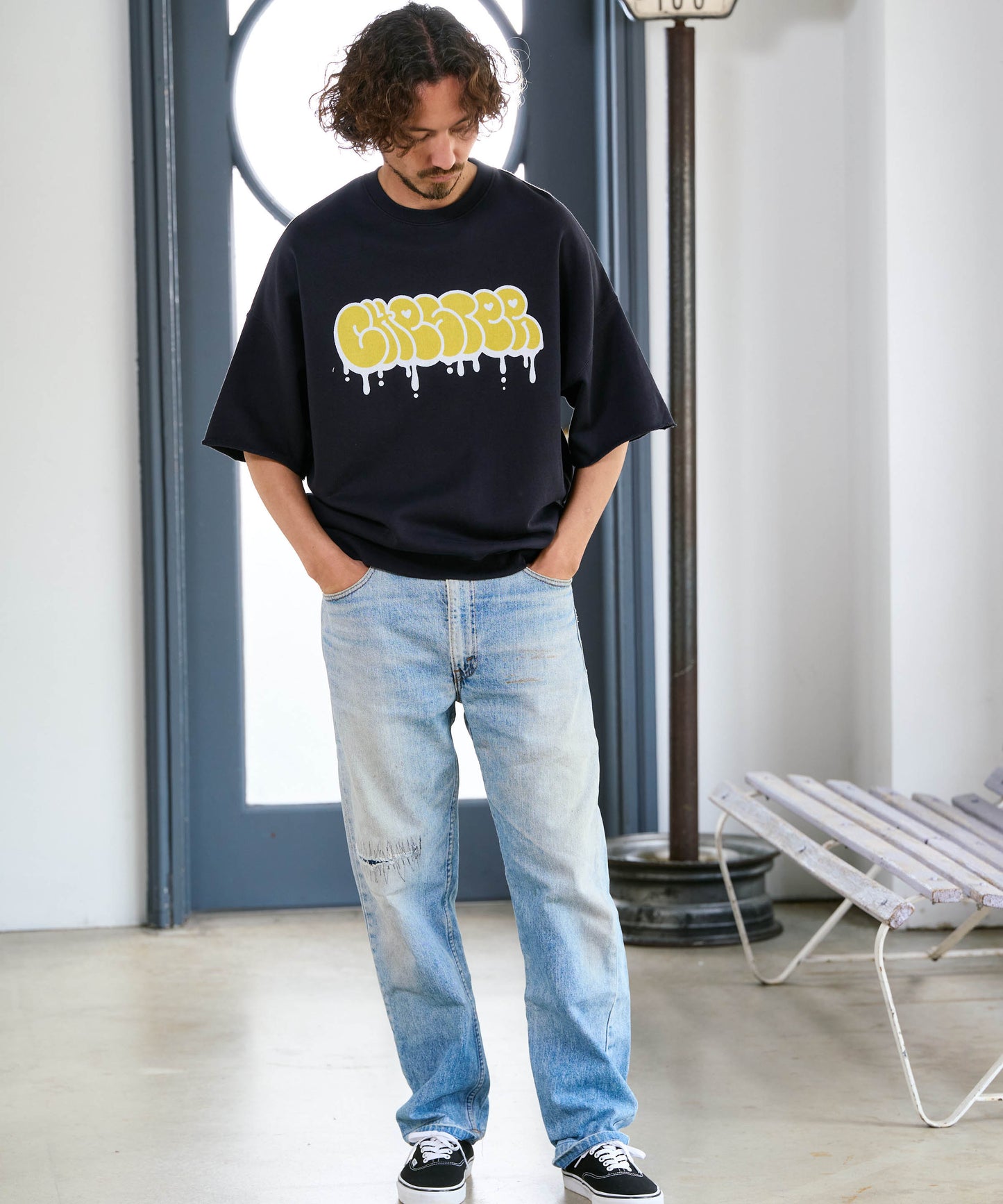 【予約販売7月初旬～中旬入荷】-Finn-(ﾌｨﾝ)  グラフィティロゴ カットオフ ハーフスリーブスウェット