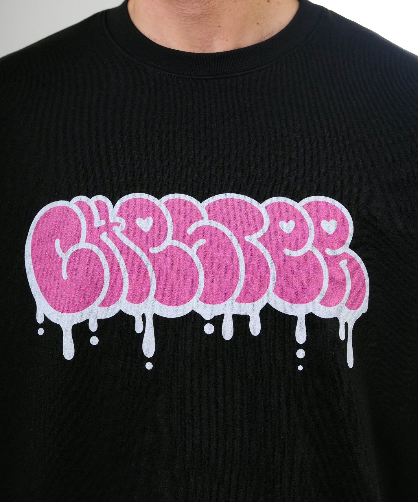 【予約販売7月初旬～中旬入荷】-Finn-(ﾌｨﾝ)  グラフィティロゴ カットオフ ハーフスリーブスウェット