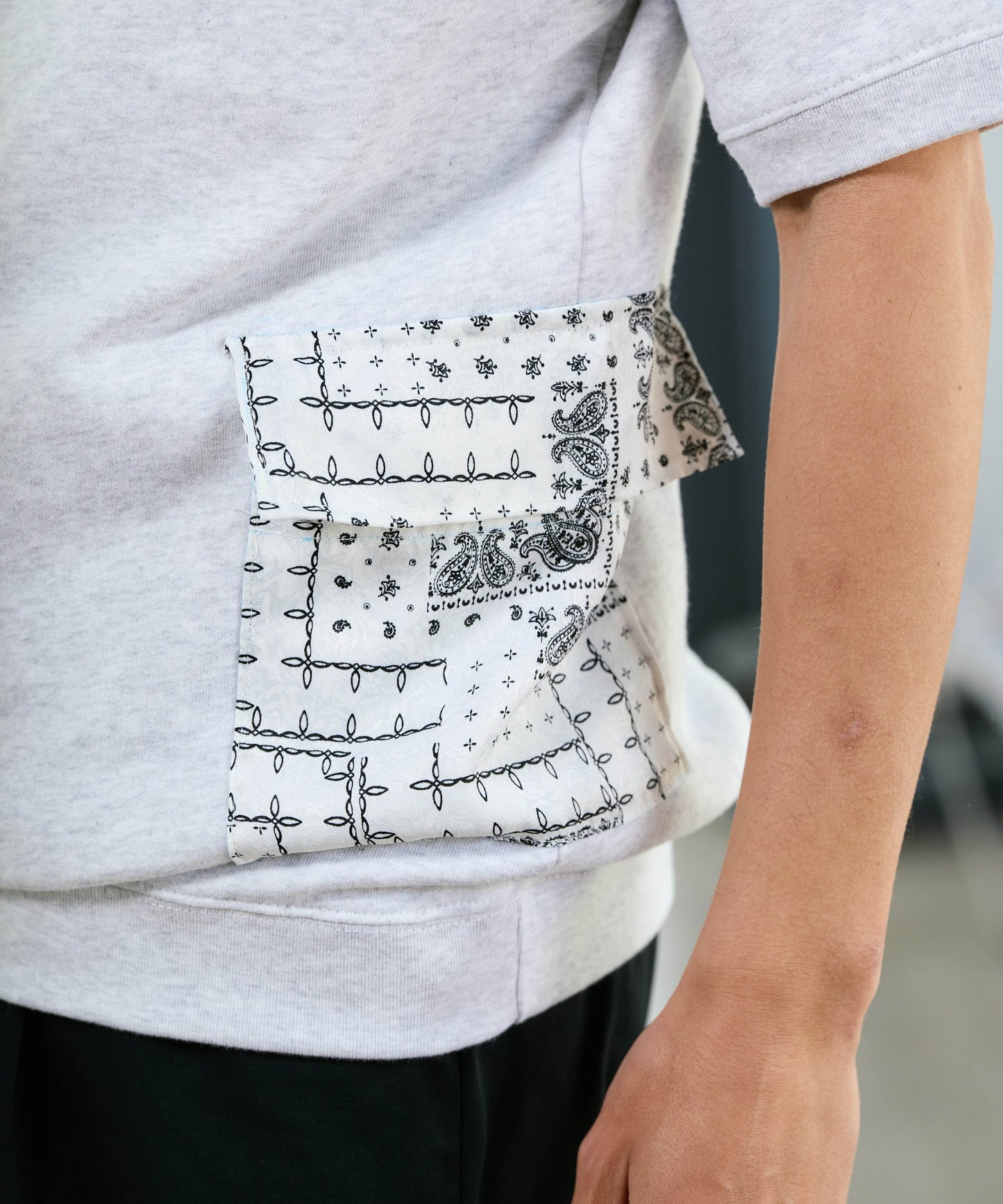 【予約販売7月初旬～中旬入荷】-Seth-(ｾｽ)  バンダナコンビネーション ハーフスリーブスウェット