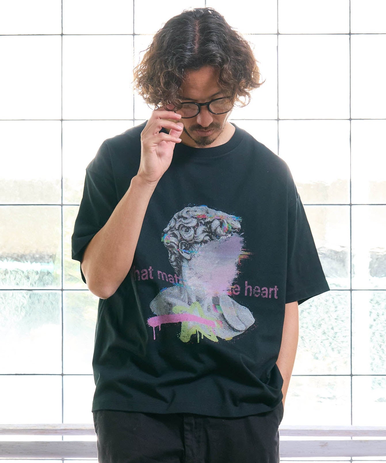【予約販売7月初旬～中旬入荷】-Adonis-(ｱﾄﾞﾆｽ） アートグラフィック プリントTシャツ