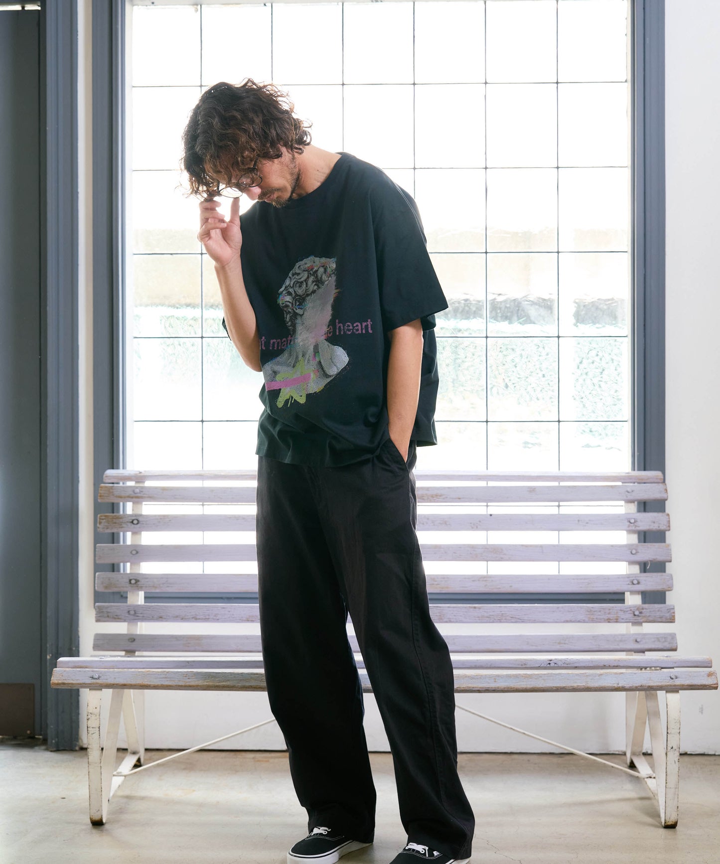 【予約販売7月初旬～中旬入荷】-Adonis-(ｱﾄﾞﾆｽ） アートグラフィック プリントTシャツ