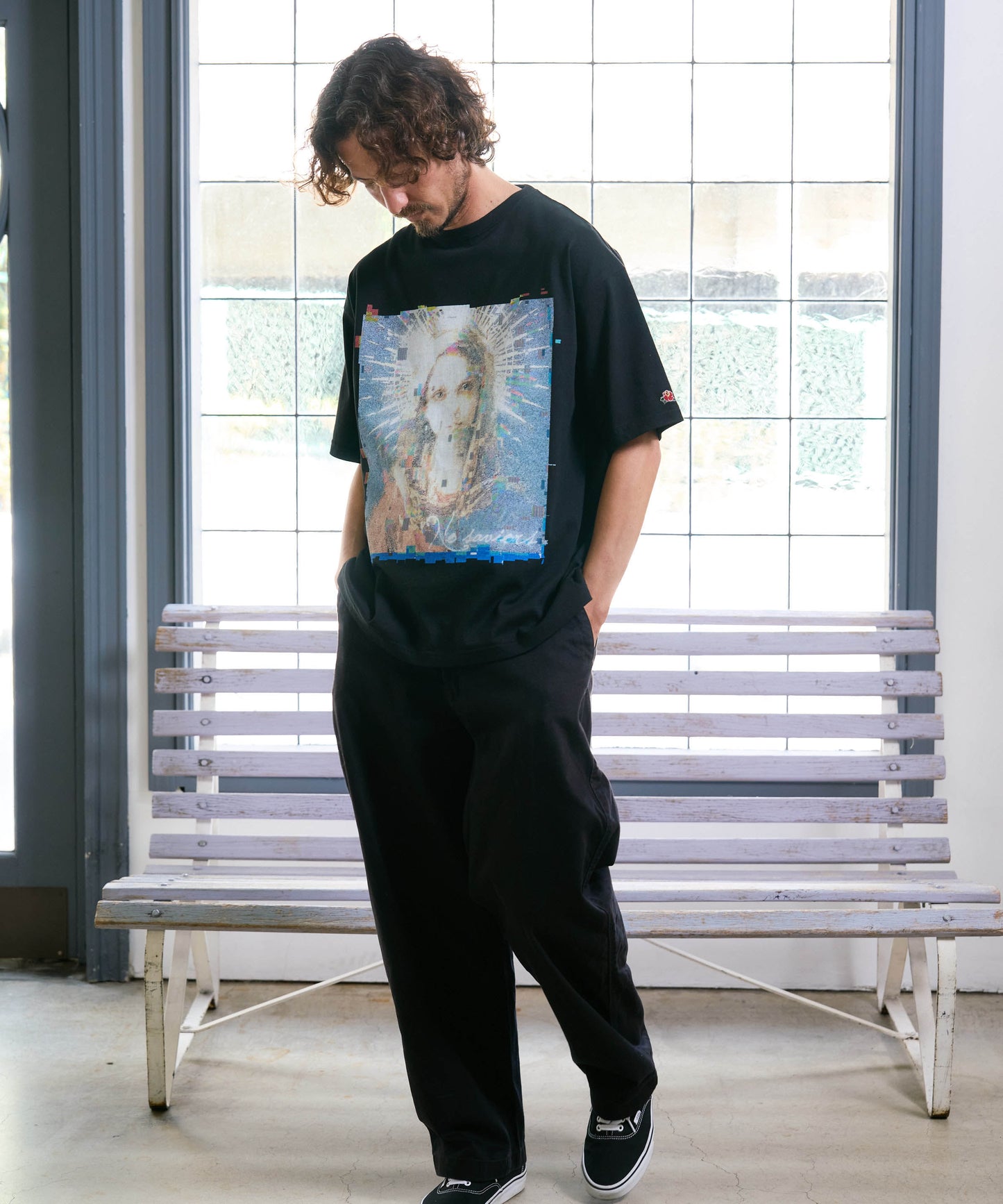 【予約販売7月中旬～下旬入荷】-Magdalena-(ﾏｸﾞﾀﾞﾚﾅ) "No saviors" グリッチマリア＆ローズワッペン ビッグTシャツ