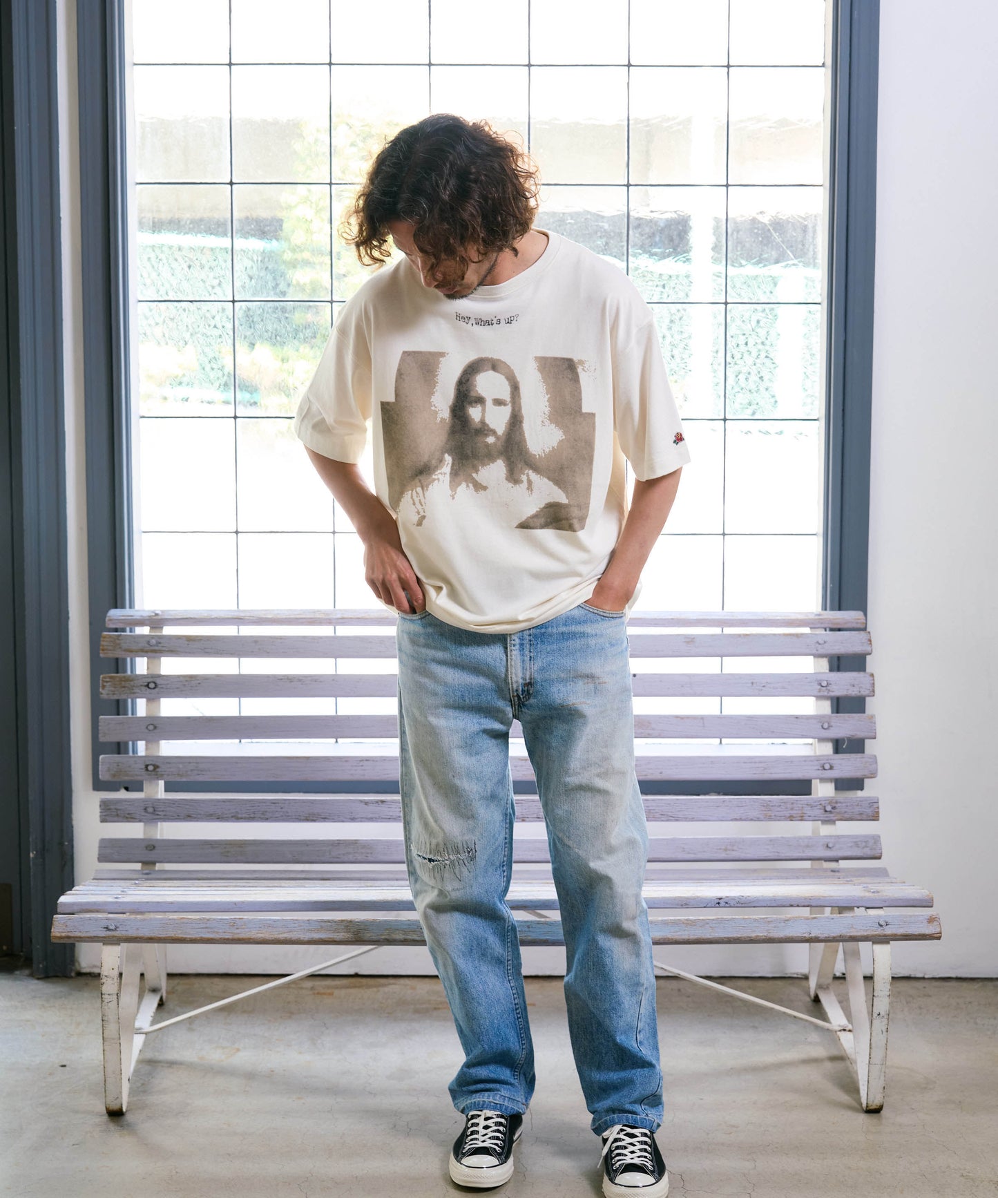【予約販売7月中旬～下旬入荷】-Jesus-(ｼﾞｰｻﾞｽ) "Hey, What's up?" グラフィック＆ローズワッペン ヴィンテージTシャツ -Jesus-