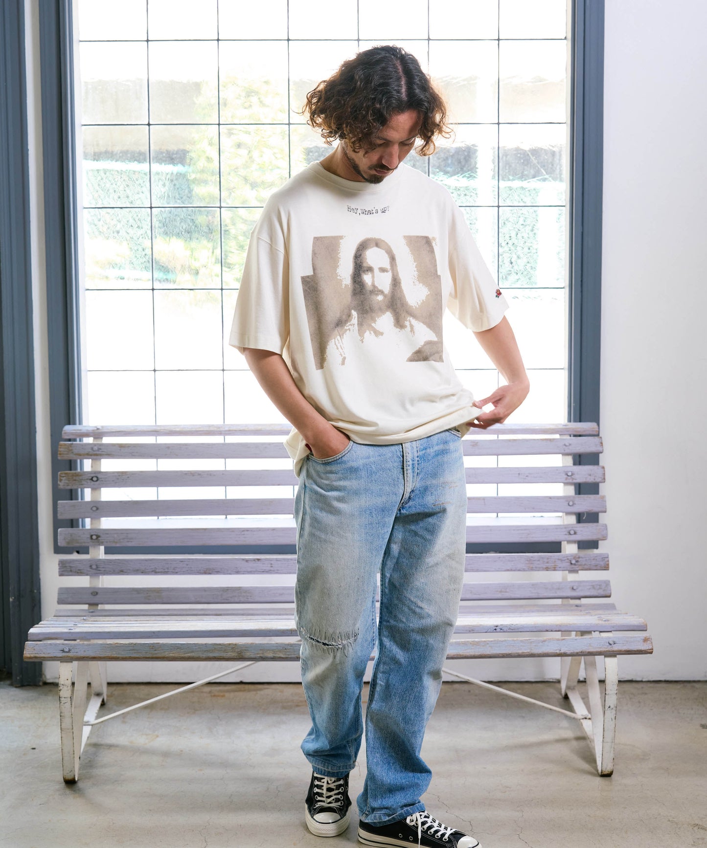 【予約販売7月中旬～下旬入荷】-Jesus-(ｼﾞｰｻﾞｽ) "Hey, What's up?" グラフィック＆ローズワッペン ヴィンテージTシャツ -Jesus-