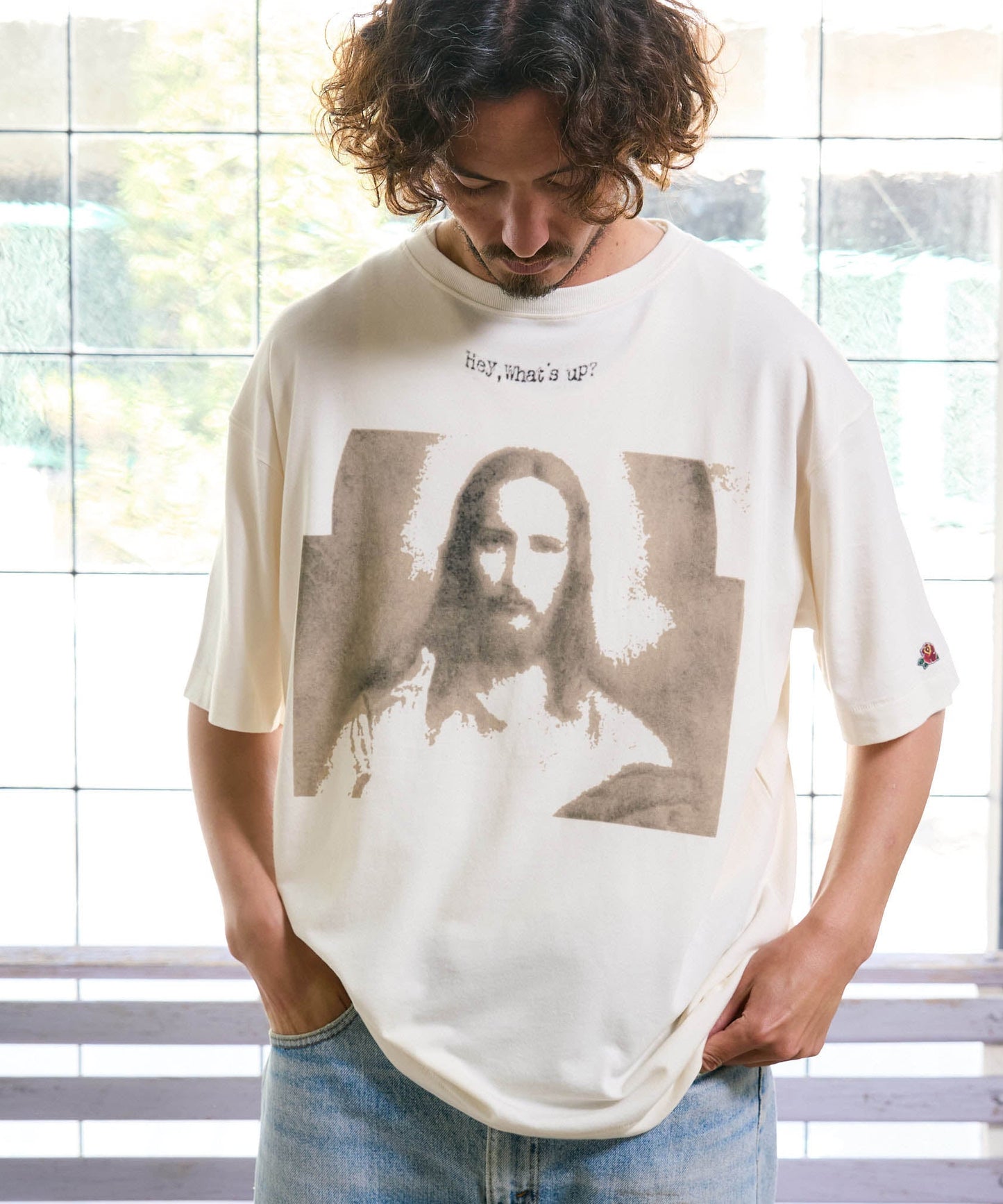 【予約販売7月中旬～下旬入荷】-Jesus-(ｼﾞｰｻﾞｽ) "Hey, What's up?" グラフィック＆ローズワッペン ヴィンテージTシャツ -Jesus-