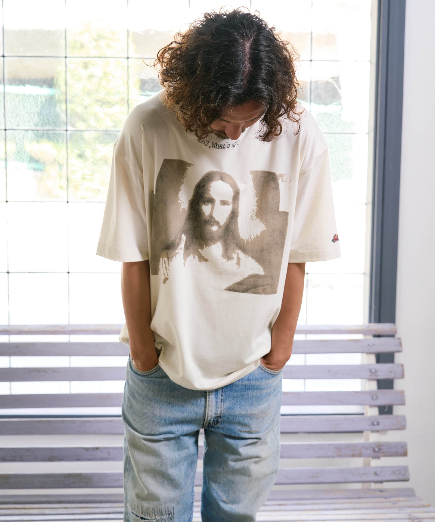 【予約販売7月中旬～下旬入荷】-Jesus-(ｼﾞｰｻﾞｽ) "Hey, What's up?" グラフィック＆ローズワッペン ヴィンテージTシャツ -Jesus-