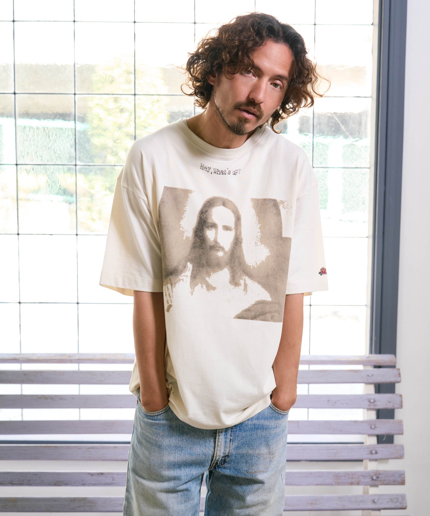 【予約販売7月中旬～下旬入荷】-Jesus-(ｼﾞｰｻﾞｽ) "Hey, What's up?" グラフィック＆ローズワッペン ヴィンテージTシャツ -Jesus-