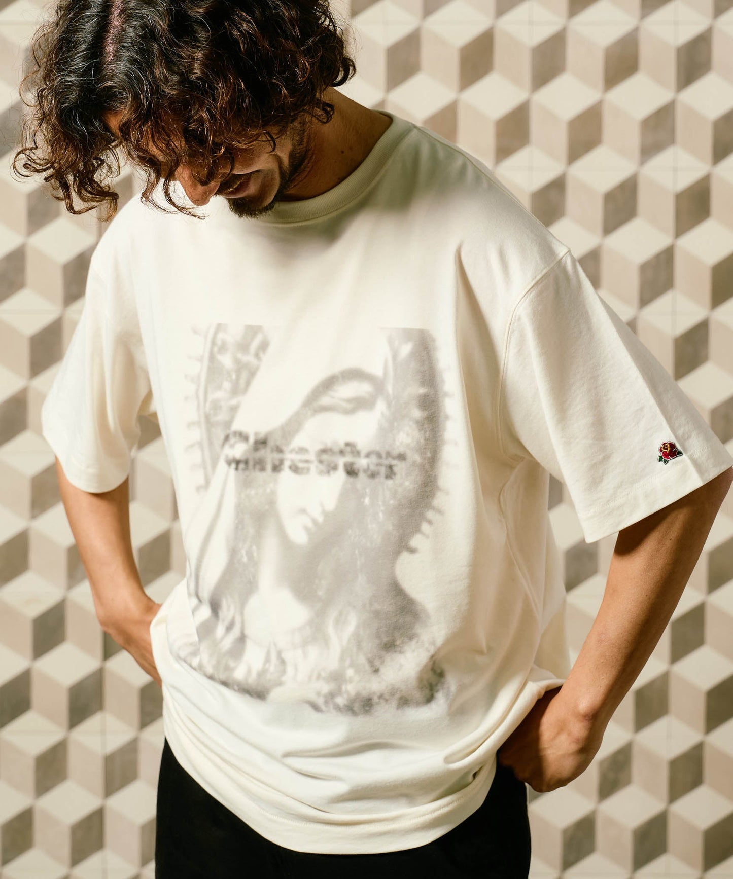 【予約販売7月中旬～下旬入荷】 -Maria-(ﾏﾘｱ) マリアグラフィック＆ローズワッペン ヴィンテージTシャツ -Maria-