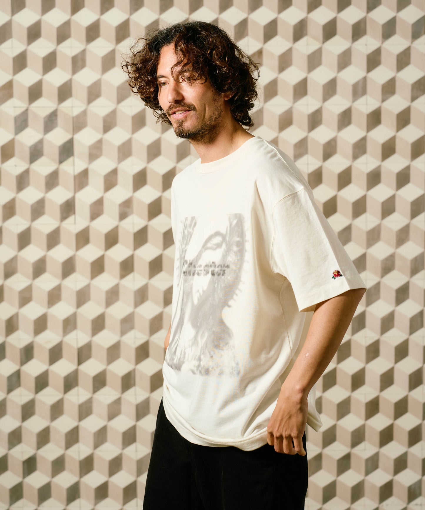 【予約販売7月中旬～下旬入荷】 -Maria-(ﾏﾘｱ) マリアグラフィック＆ローズワッペン ヴィンテージTシャツ -Maria-