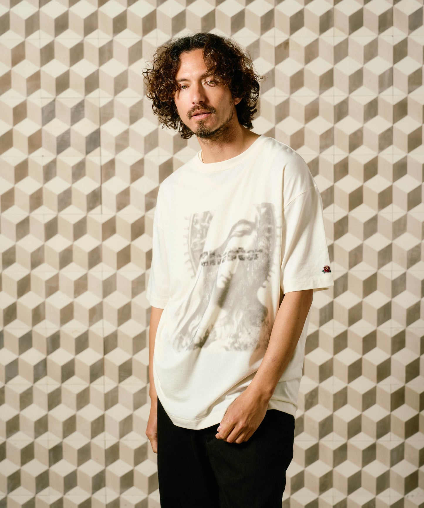 【予約販売7月中旬～下旬入荷】 -Maria-(ﾏﾘｱ) マリアグラフィック＆ローズワッペン ヴィンテージTシャツ -Maria-