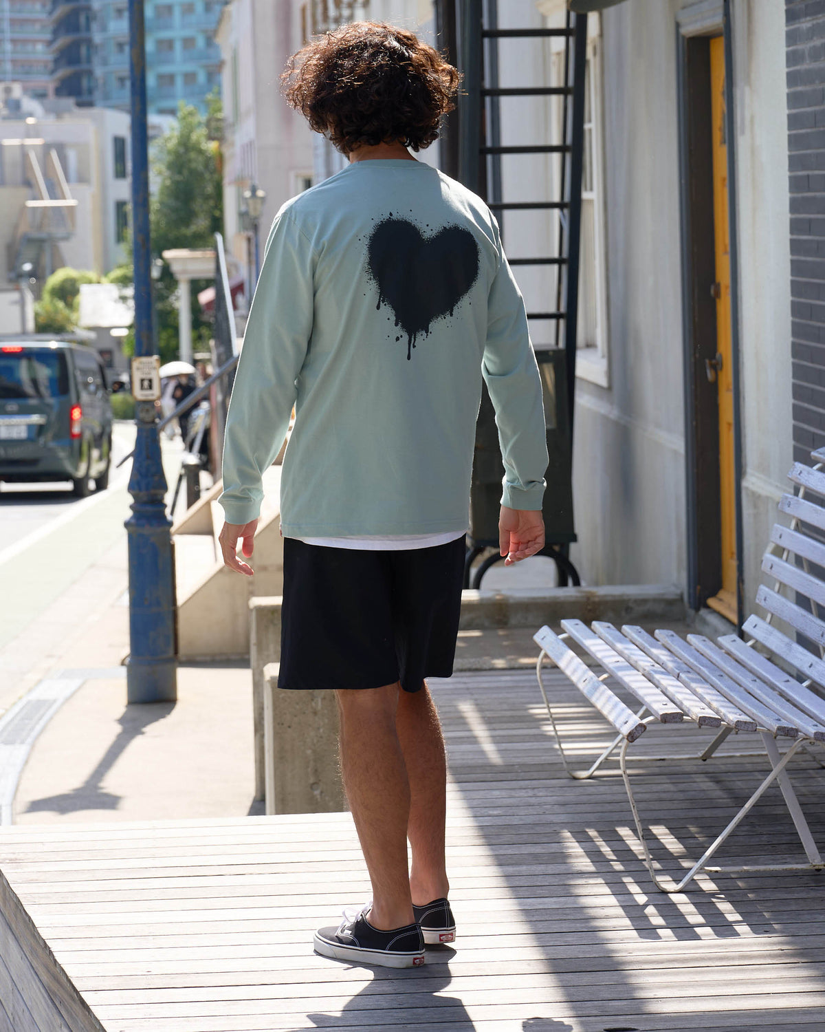 【Cary（ｷｬﾘｰ）】グランジハートロングスリーブTシャツ