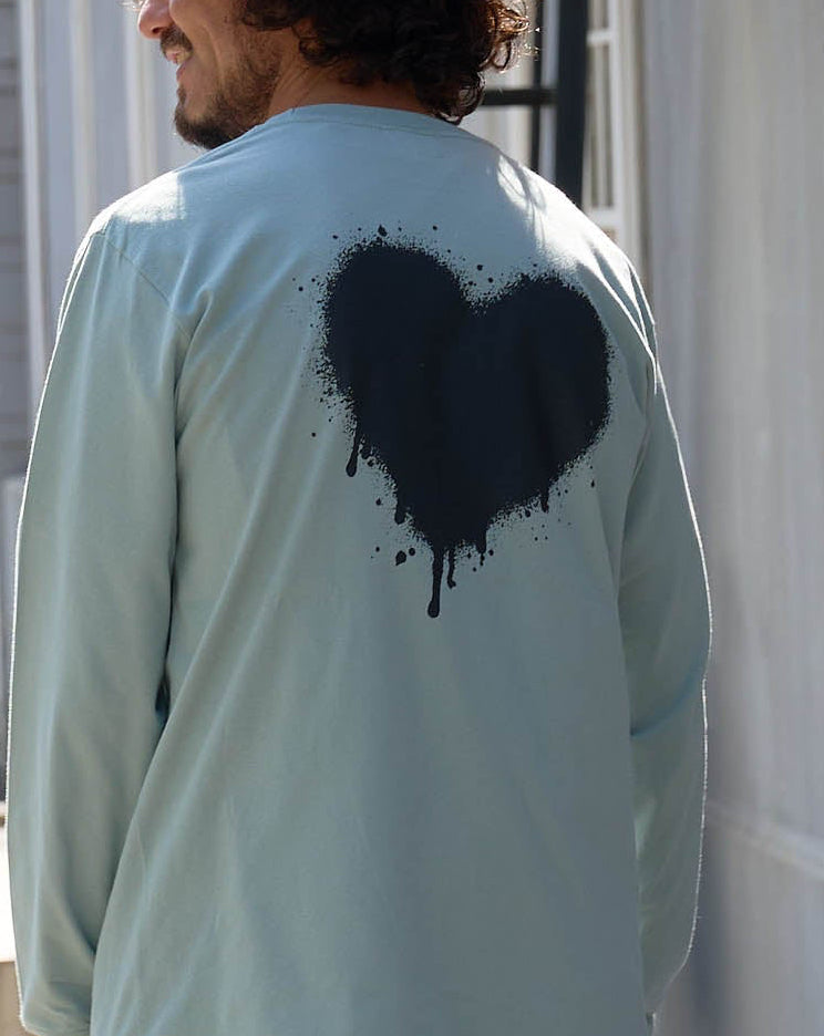 【Cary（ｷｬﾘｰ）】グランジハートロングスリーブTシャツ
