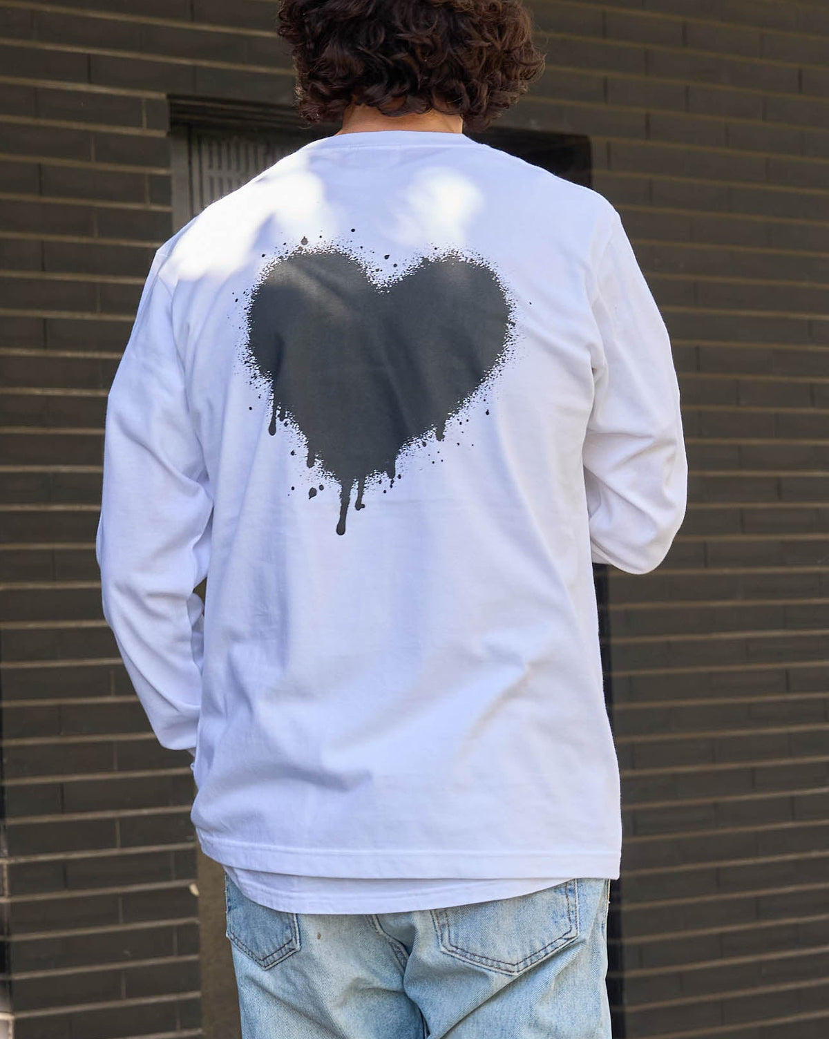 【Cary（ｷｬﾘｰ）】グランジハートロングスリーブTシャツ