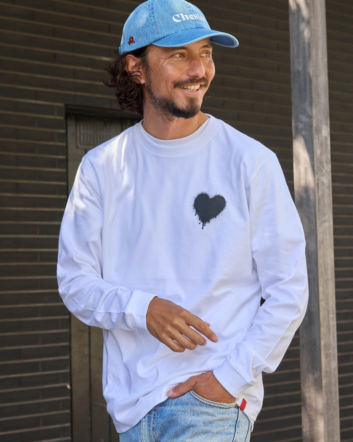 【Cary（ｷｬﾘｰ）】グランジハートロングスリーブTシャツ
