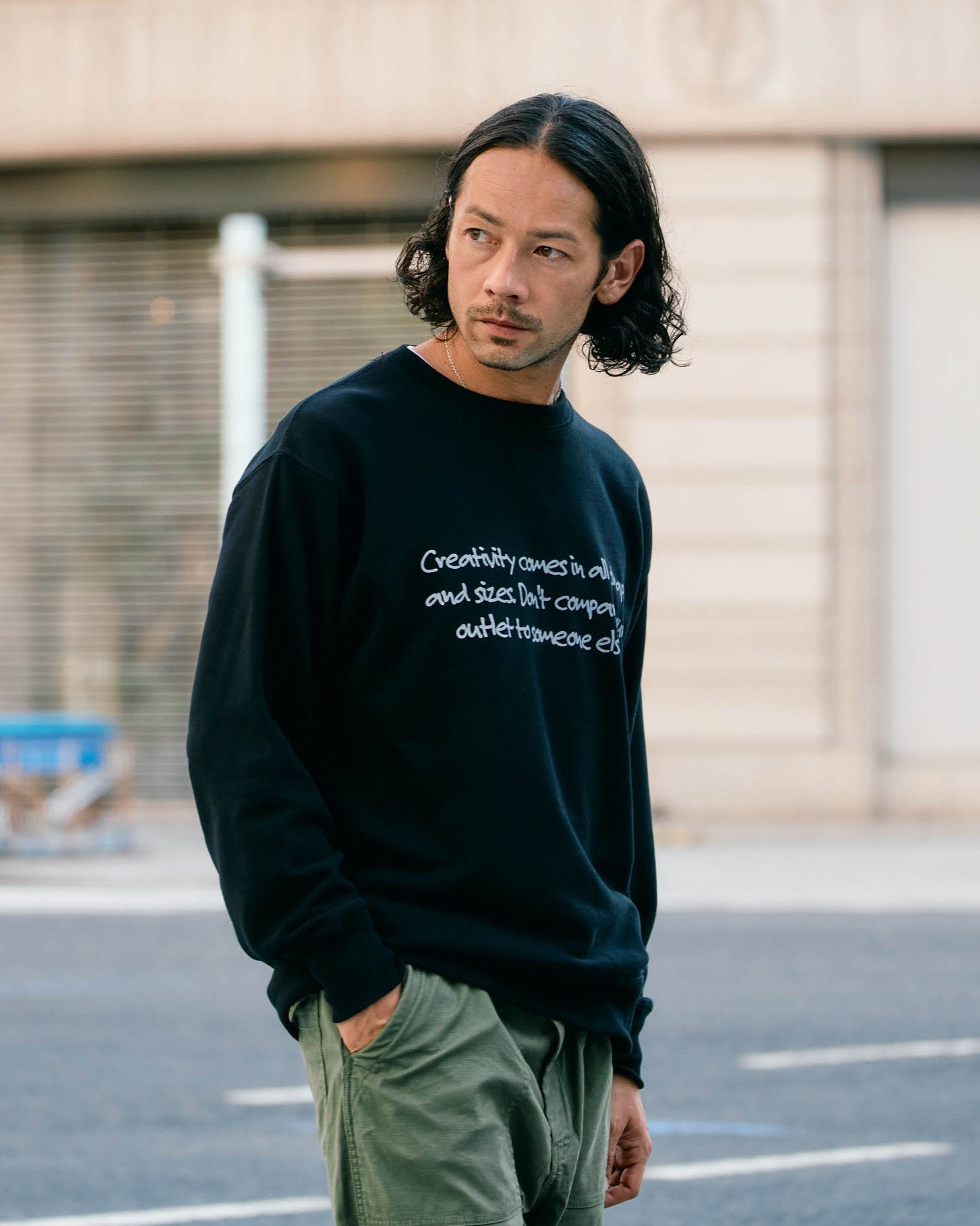 everyone クルーネックスウェット Message LOGO クルーネックスウェット-Kevin-【予約販売3月上旬