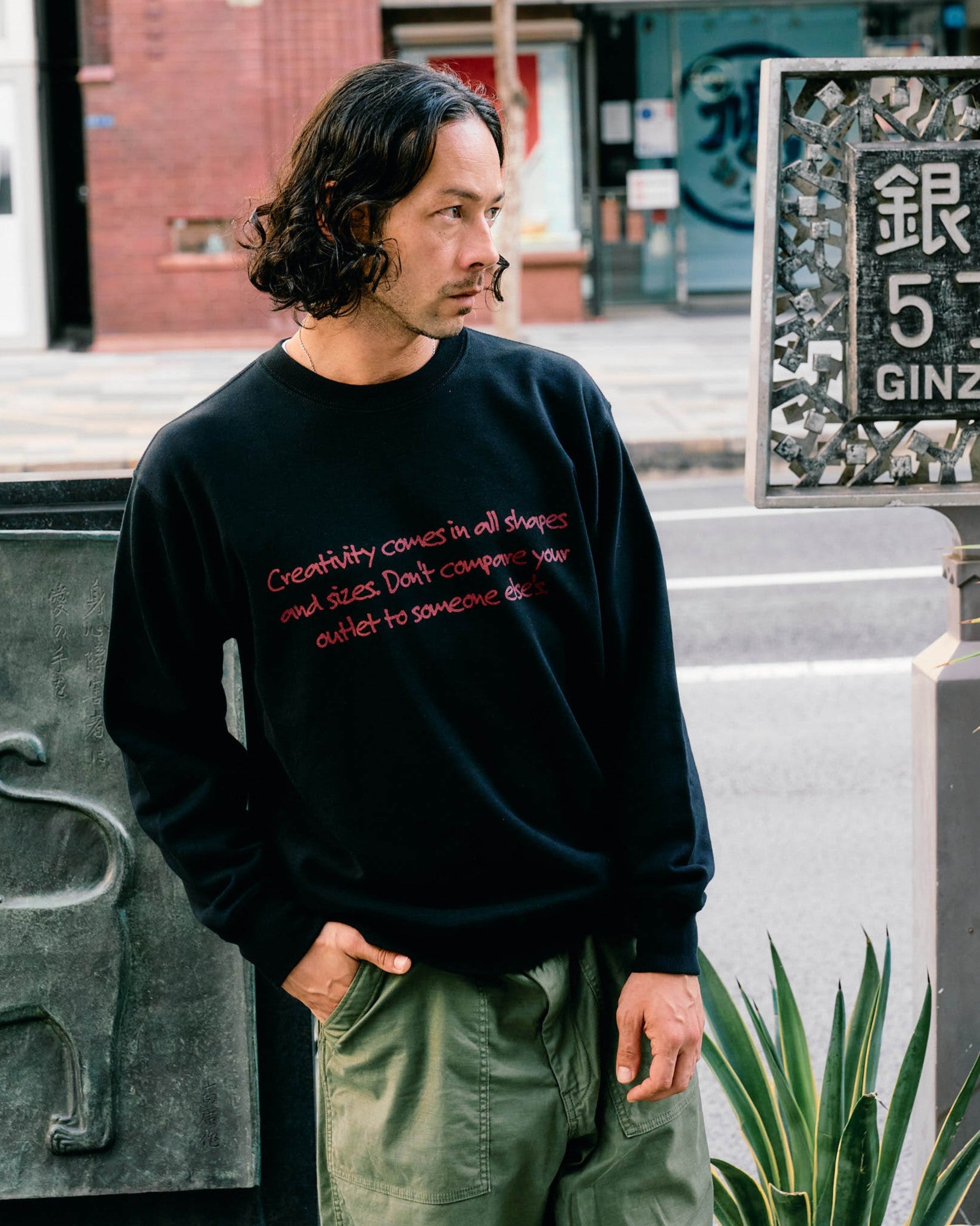 Message LOGO クルーネックスウェット-Kevin-【予約販売3月上旬～中旬